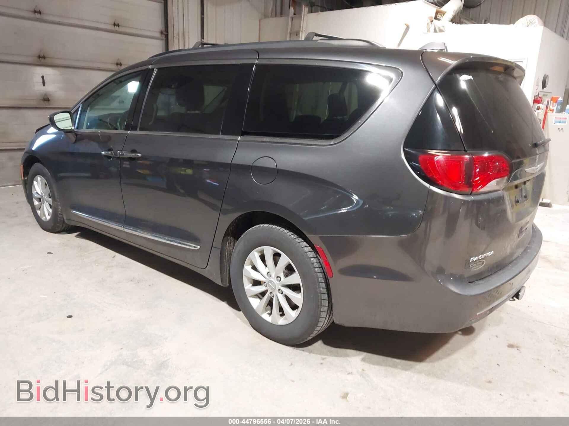 2017 CHRYSLER PACIFICA - VIN: 2C4RC1BG8HR510452 - Фото 3