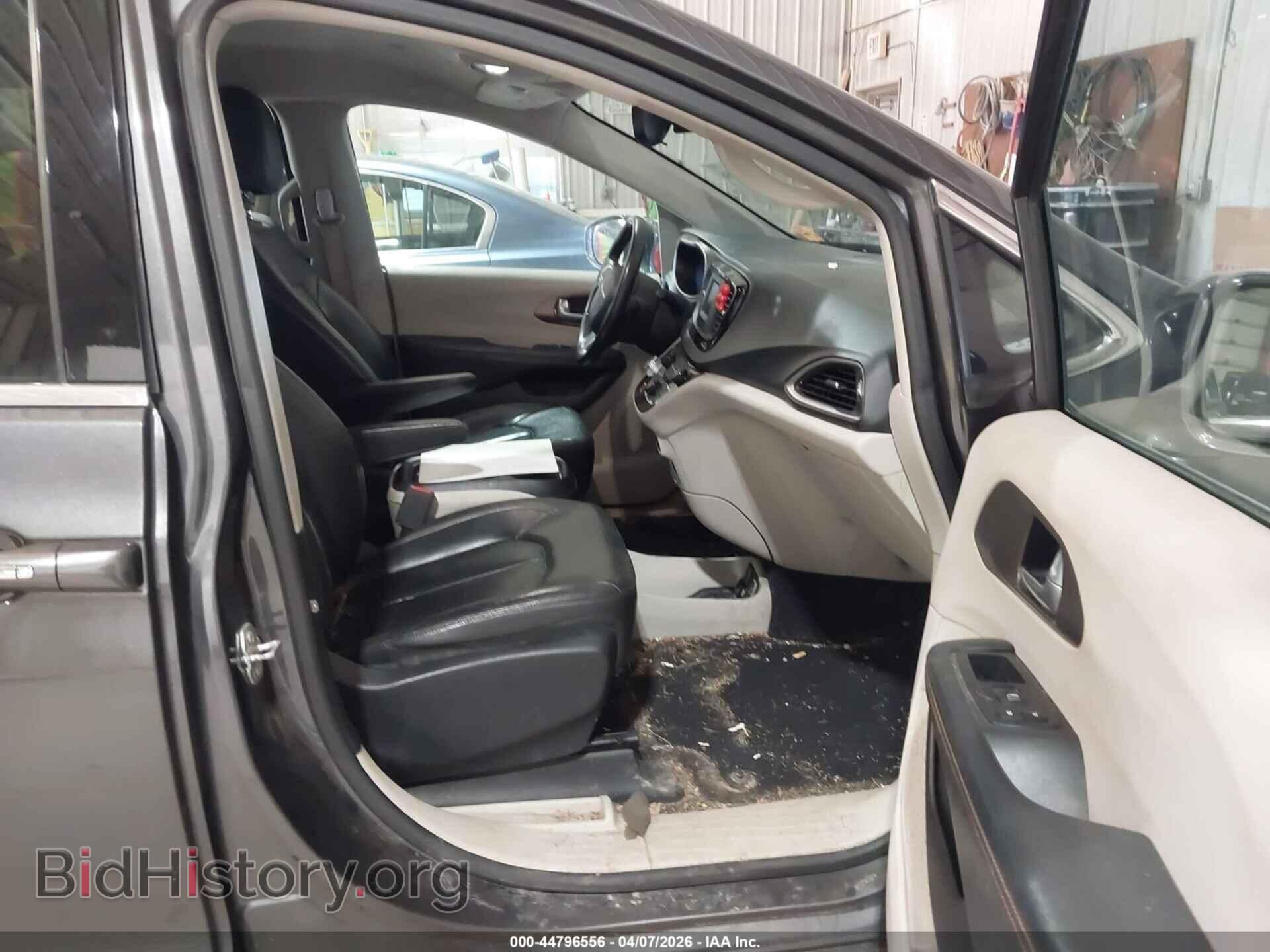 2017 CHRYSLER PACIFICA - VIN: 2C4RC1BG8HR510452 - Фото 5