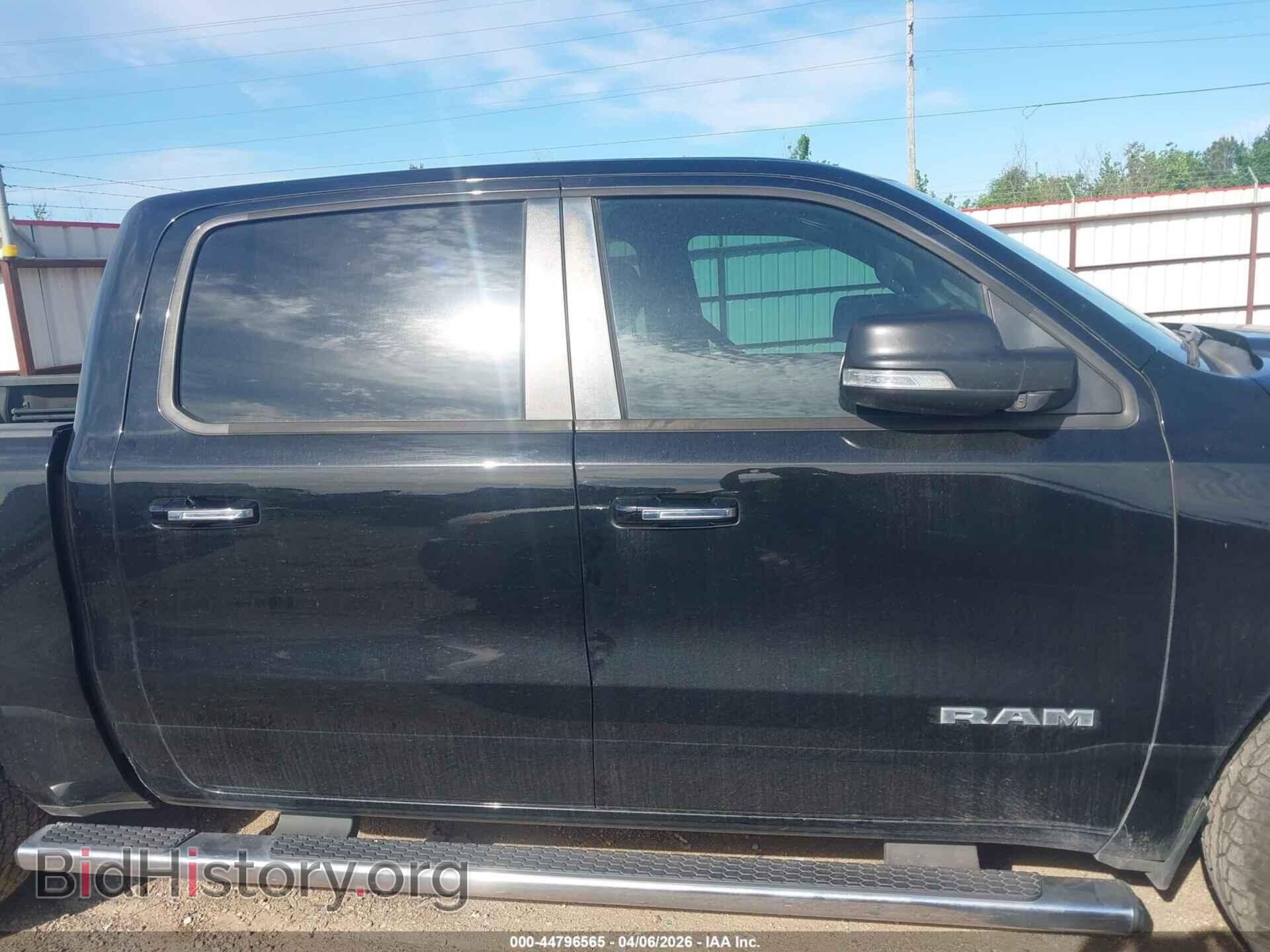 2020 RAM 1500 - VIN: 1C6SRFFM2LN204356 - Фото 14