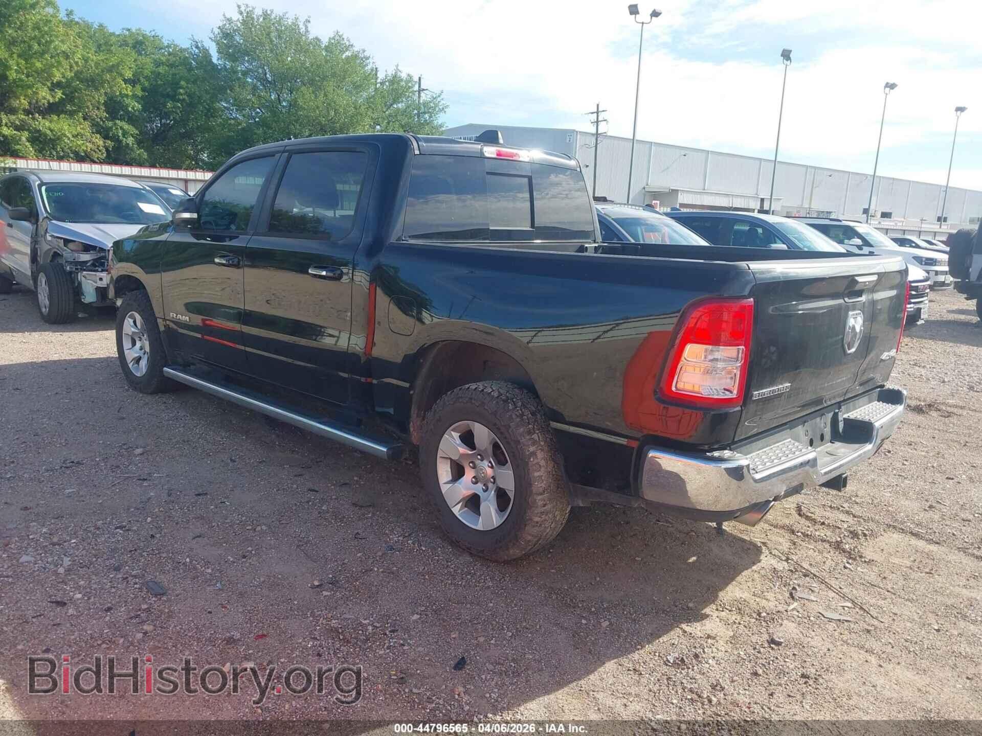 2020 RAM 1500 - VIN: 1C6SRFFM2LN204356 - Фото 3