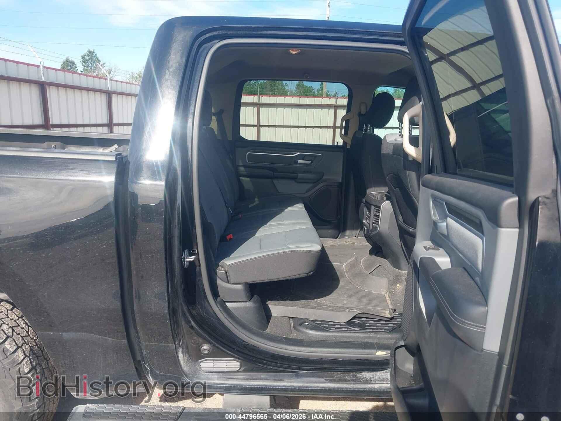 2020 RAM 1500 - VIN: 1C6SRFFM2LN204356 - Фото 8