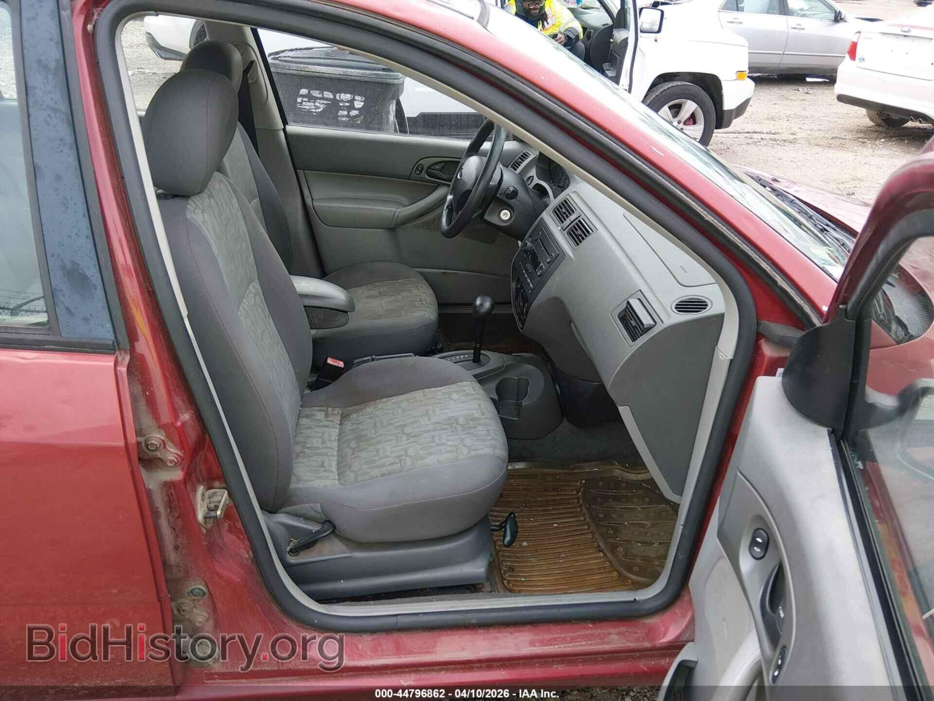 2005 FORD FOCUS - VIN: 1FAFP34N05W269803 - Фото 5