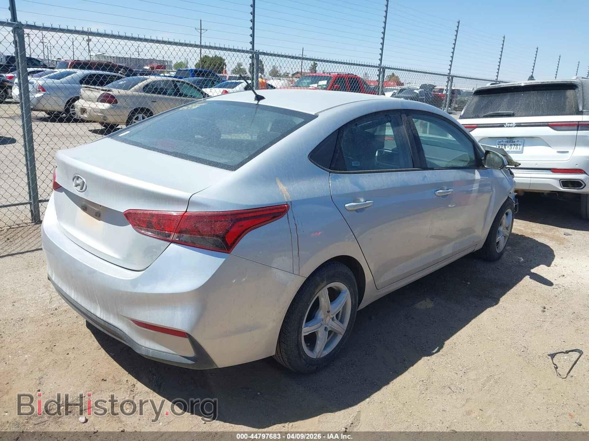 2019 HYUNDAI ACCENT - VIN: 3KPC24A32KE052554 - Фото 4