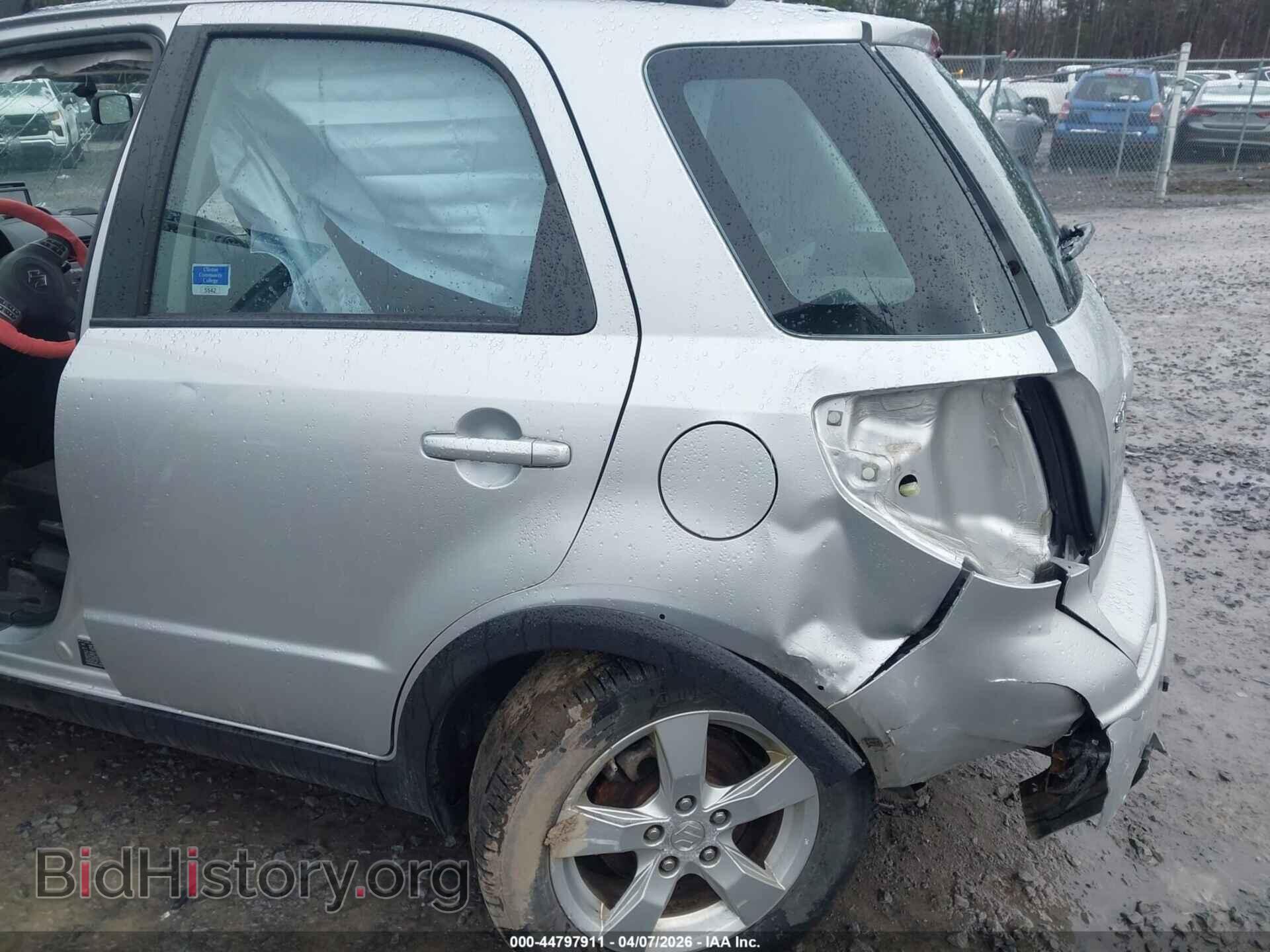2011 SUZUKI SX4 - VIN: JS2YB5A34B6303811 - Photo 6