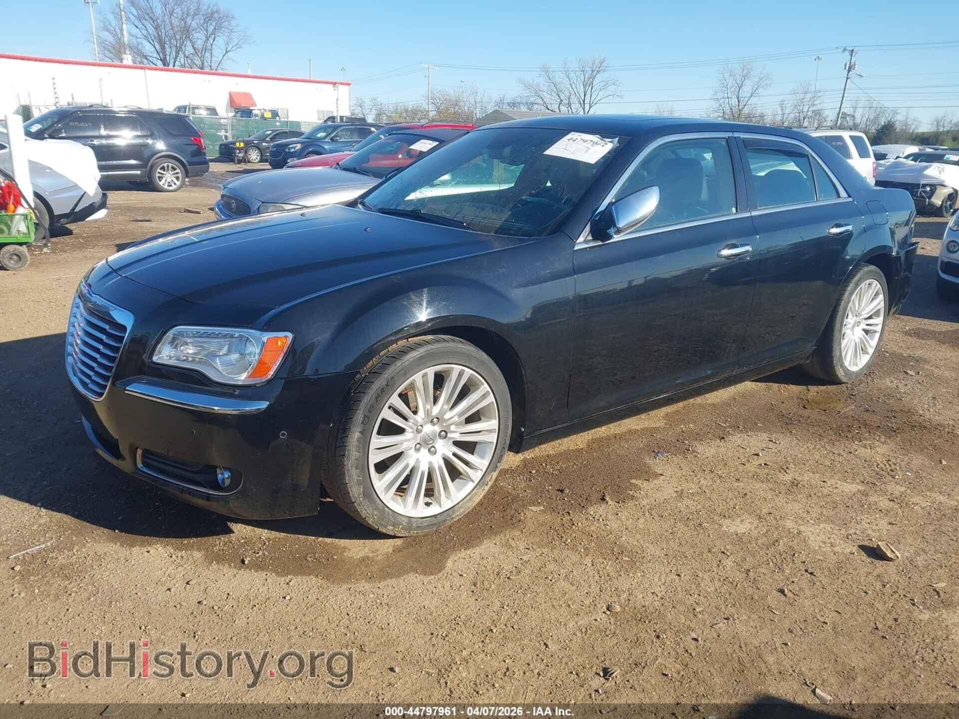 2014 CHRYSLER 300C - VIN: 2C3CCAEGXEH380942 - Фото 2