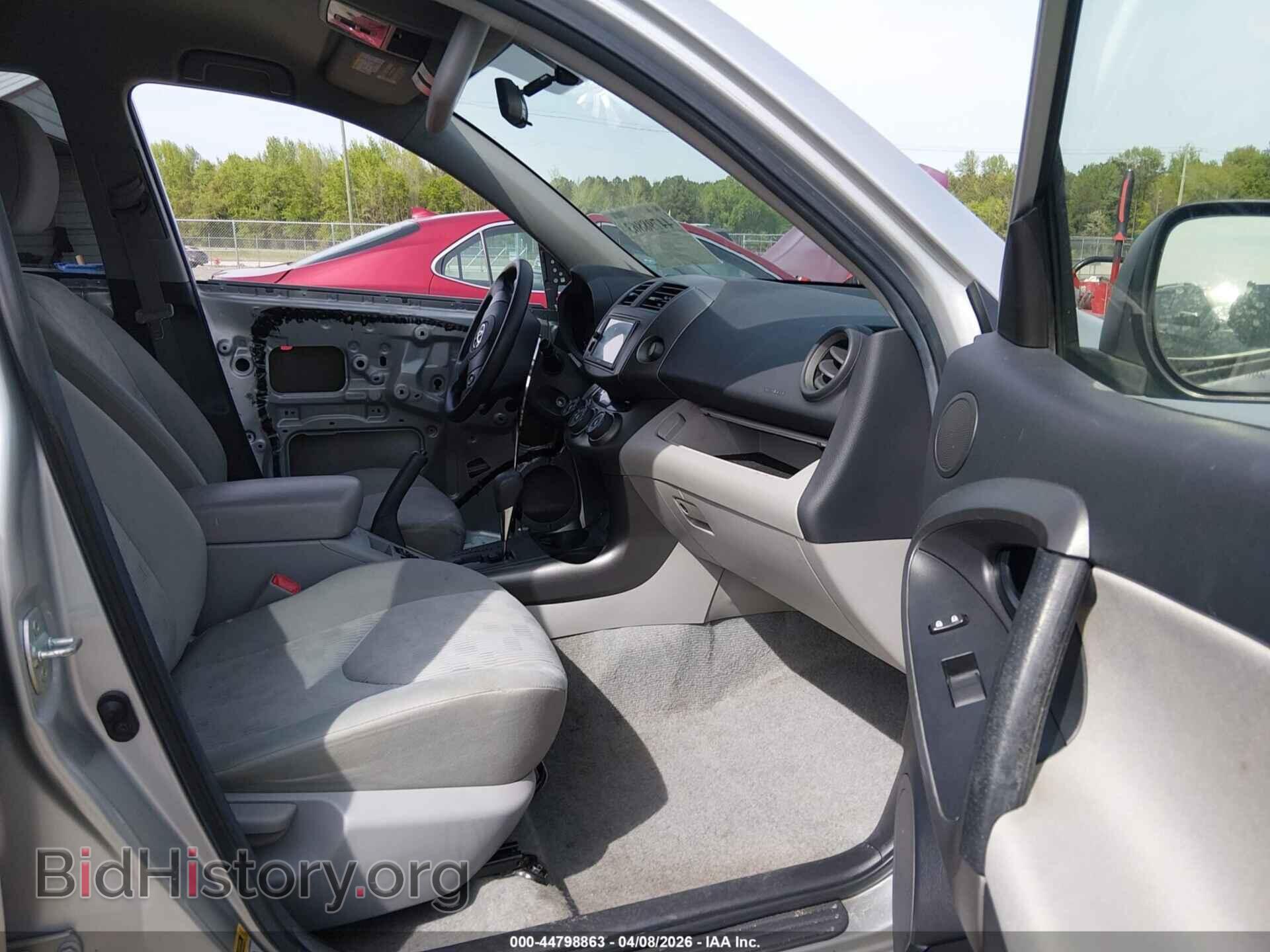 2011 TOYOTA RAV4 - VIN: 2T3BF4DV6BW136118 - Фото 5