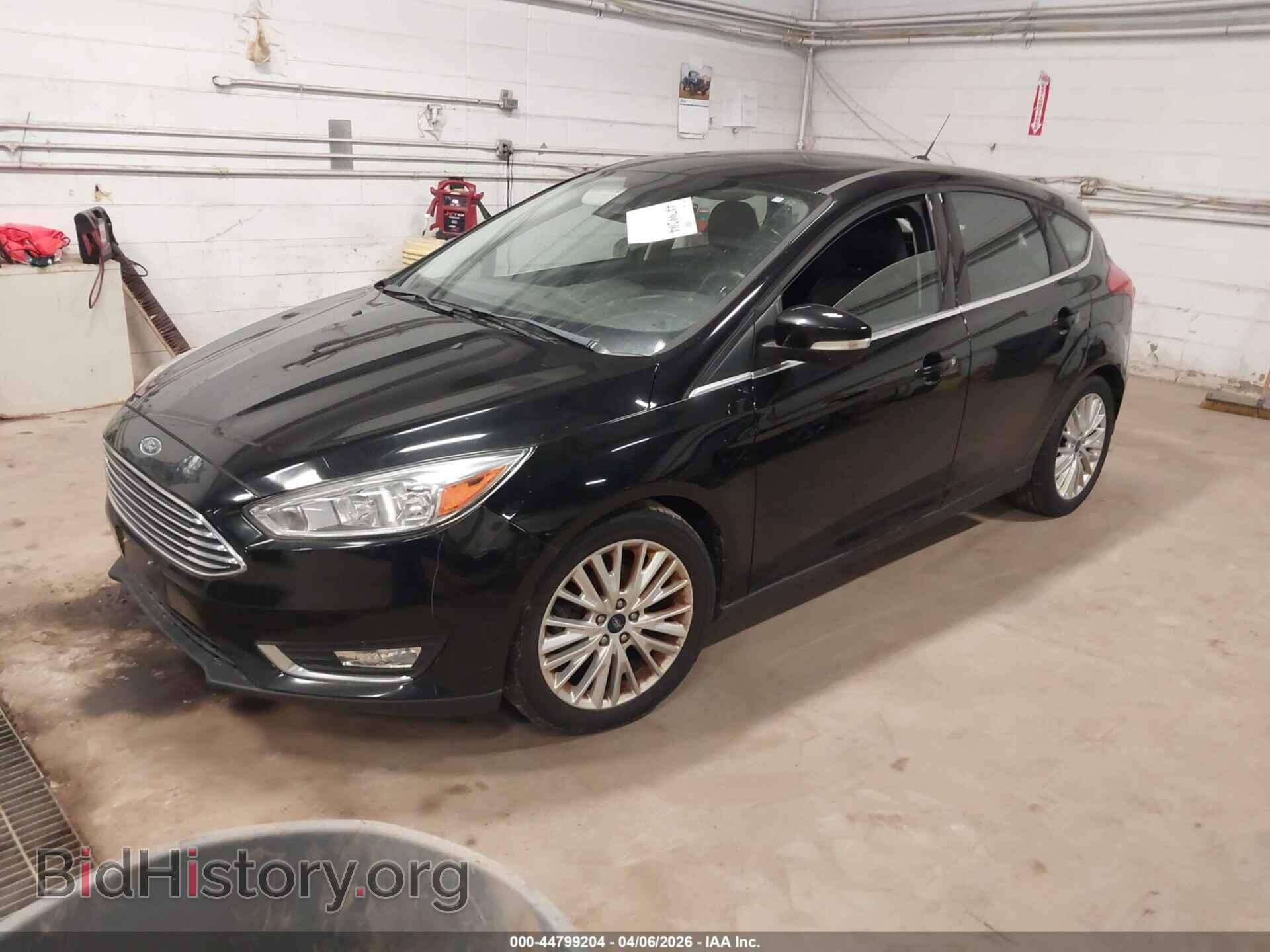 2017 FORD FOCUS - VIN: 1FADP3N21HL295943 - Фото 2
