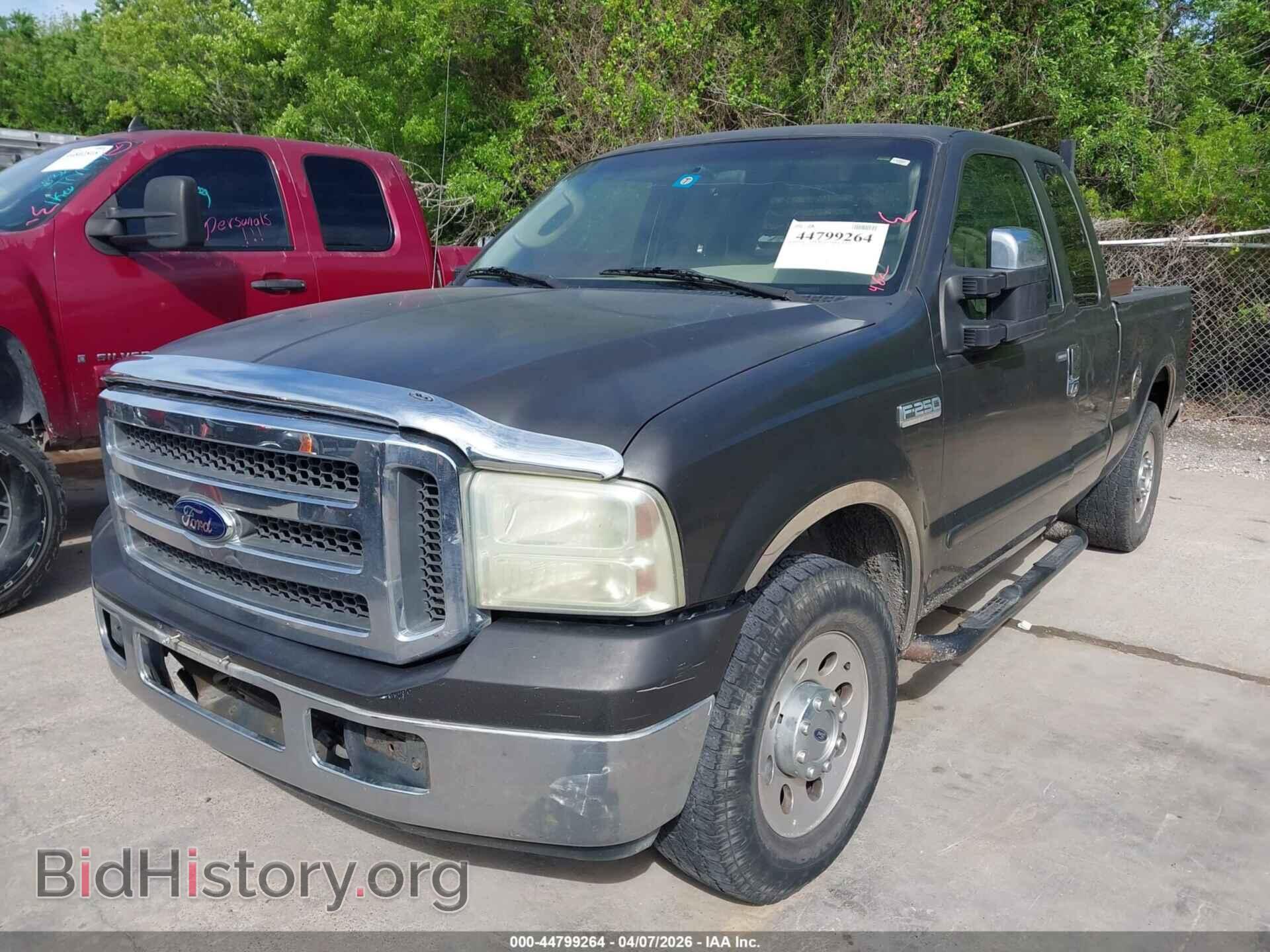 2005 FORD F-250 - VIN: 1FTNX20505EA00566 - Фото 2