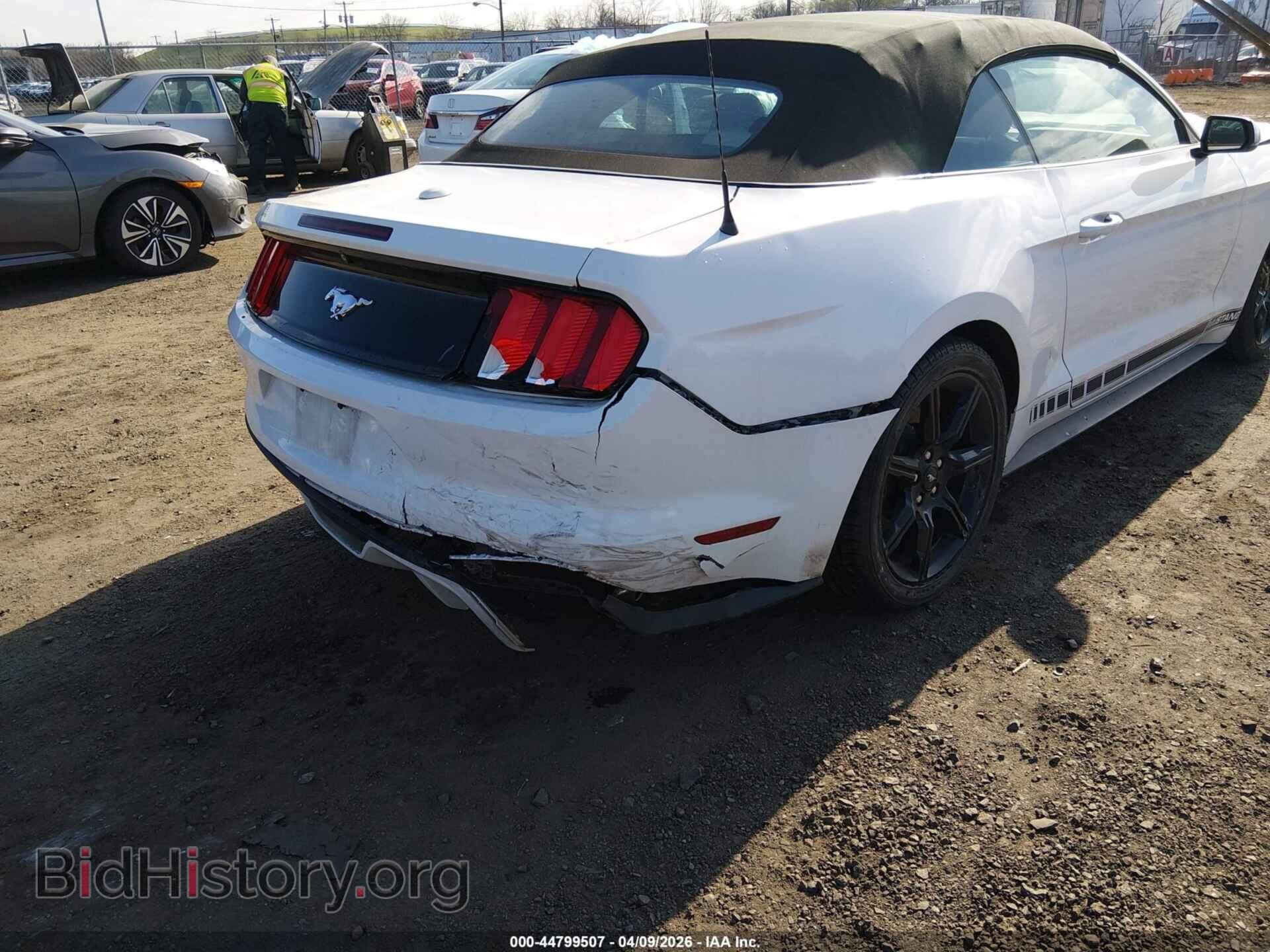 2015 FORD MUSTANG - VIN: 1FATP8UH7F5331781 - Фото 6
