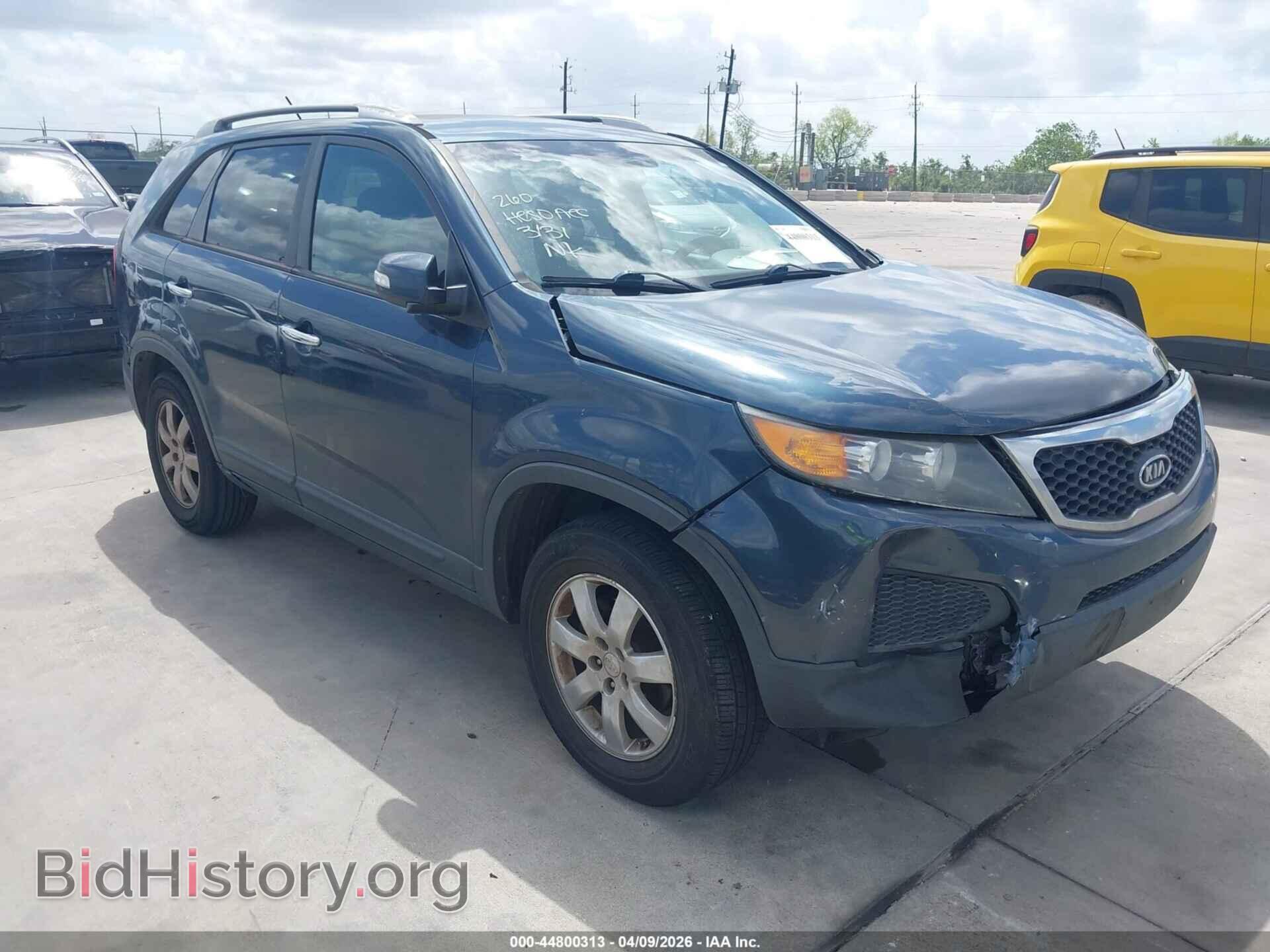 Photo 5XYKT4A26BG166320 - KIA SORENTO 2011