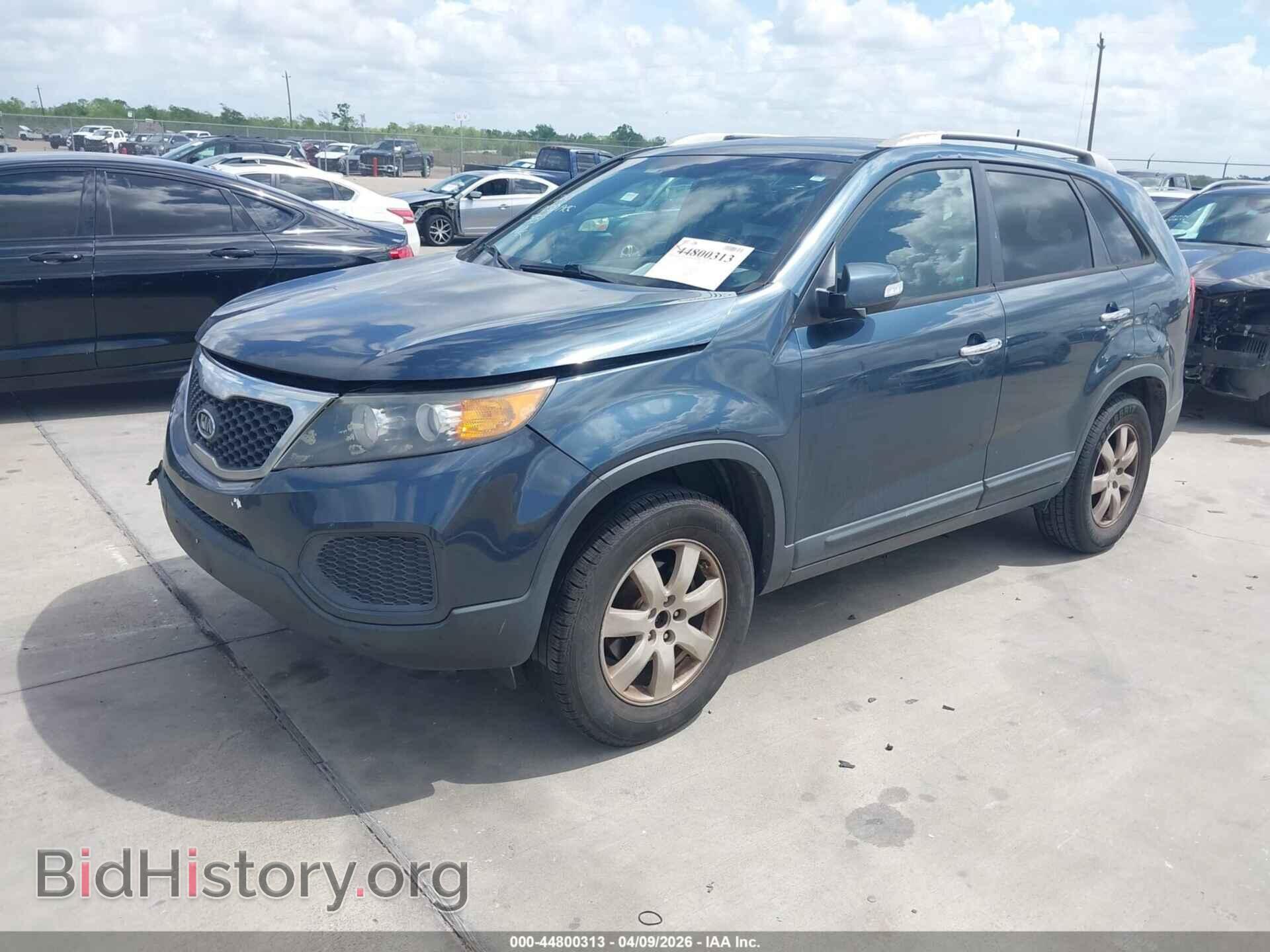 2011 KIA SORENTO - VIN: 5XYKT4A26BG166320 - Photo 2