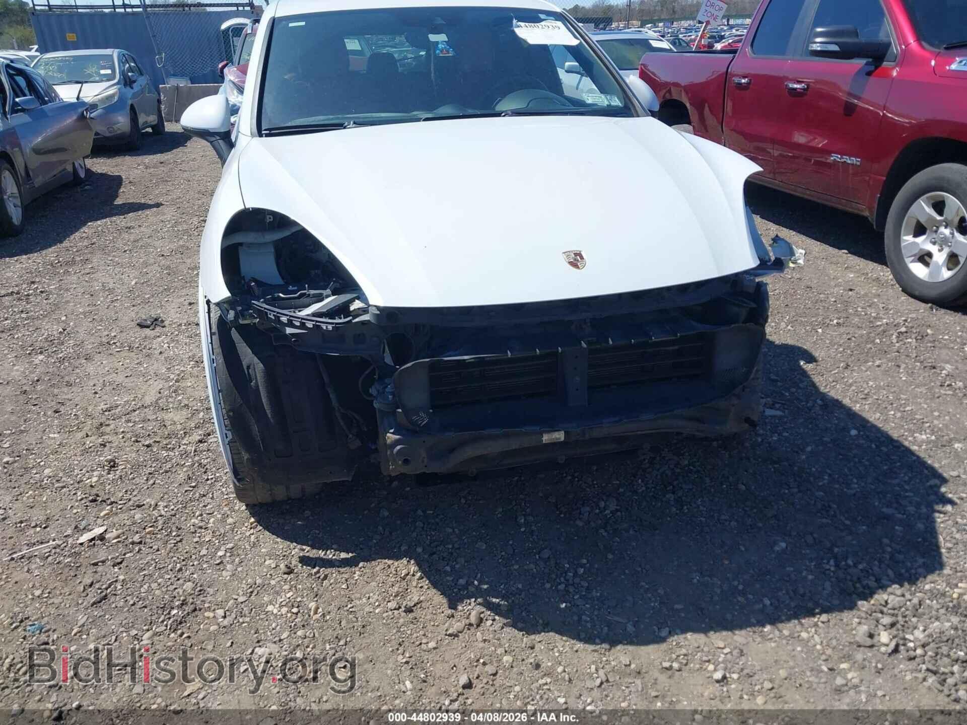 2016 PORSCHE CAYENNE - VIN: WP1AA2A22GLA08976 - Photo 12