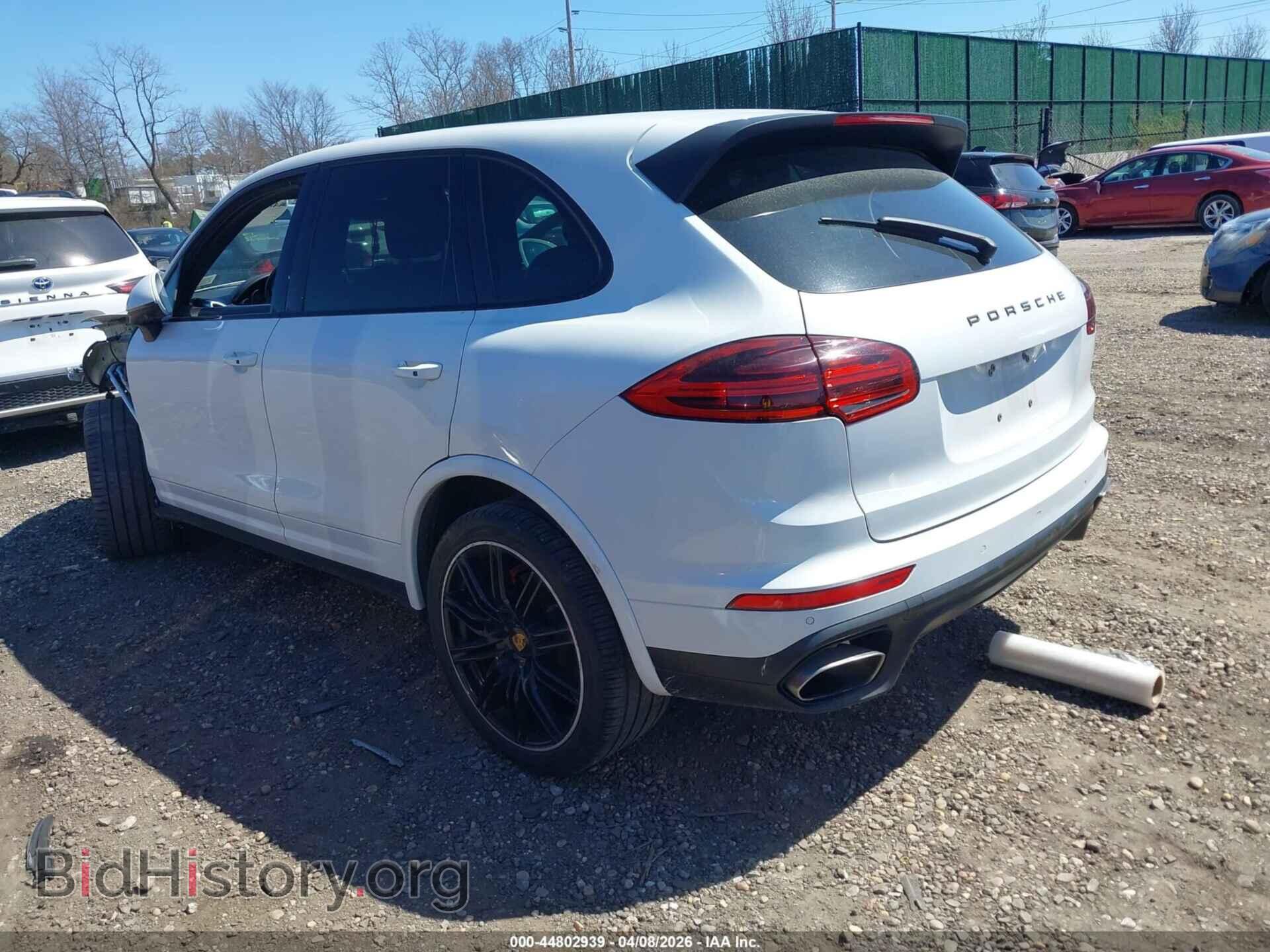 2016 PORSCHE CAYENNE - VIN: WP1AA2A22GLA08976 - Photo 3