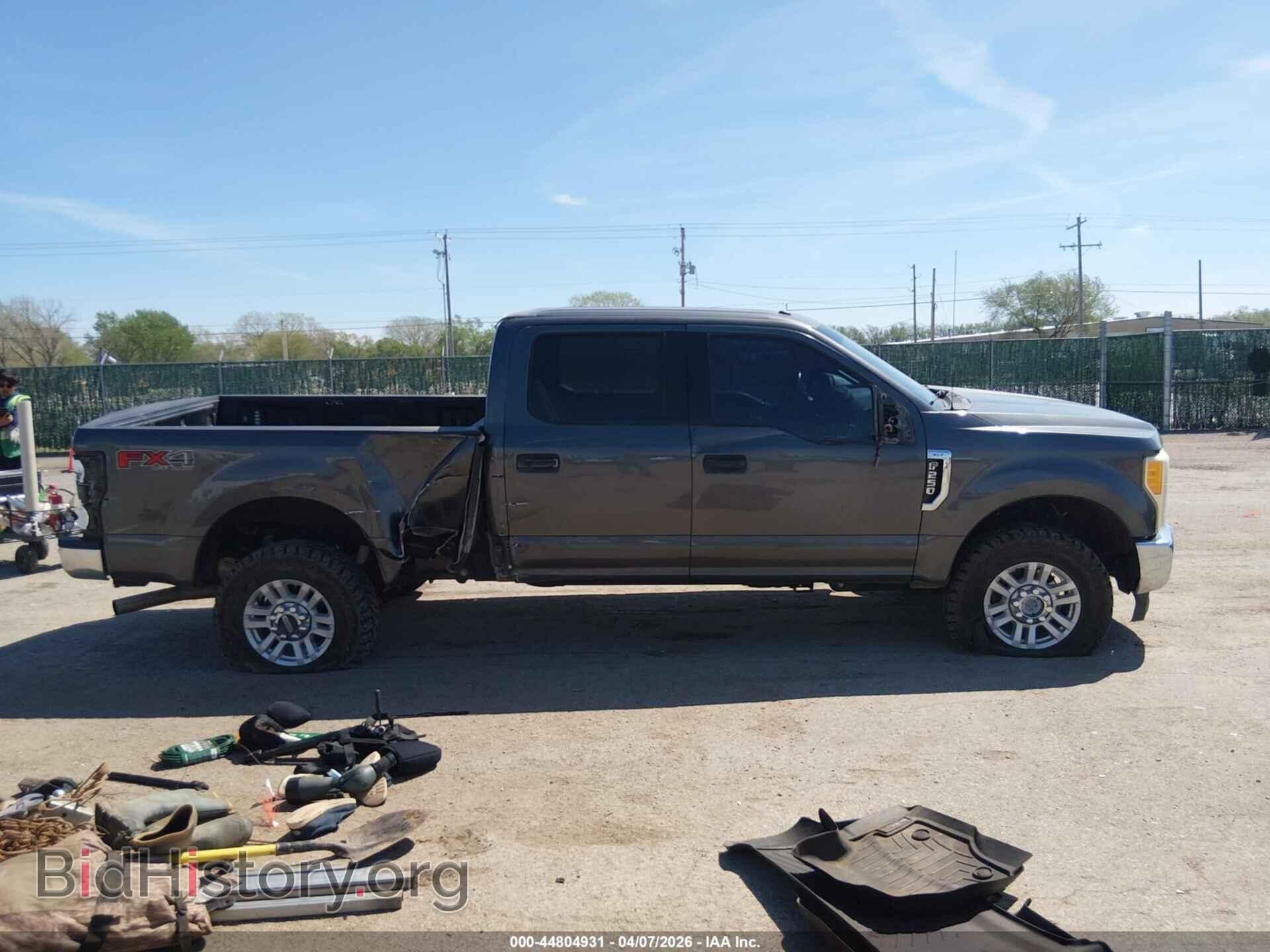 2017 FORD F-250 - VIN: 1FT7W2B66HEF15190 - Фото 13