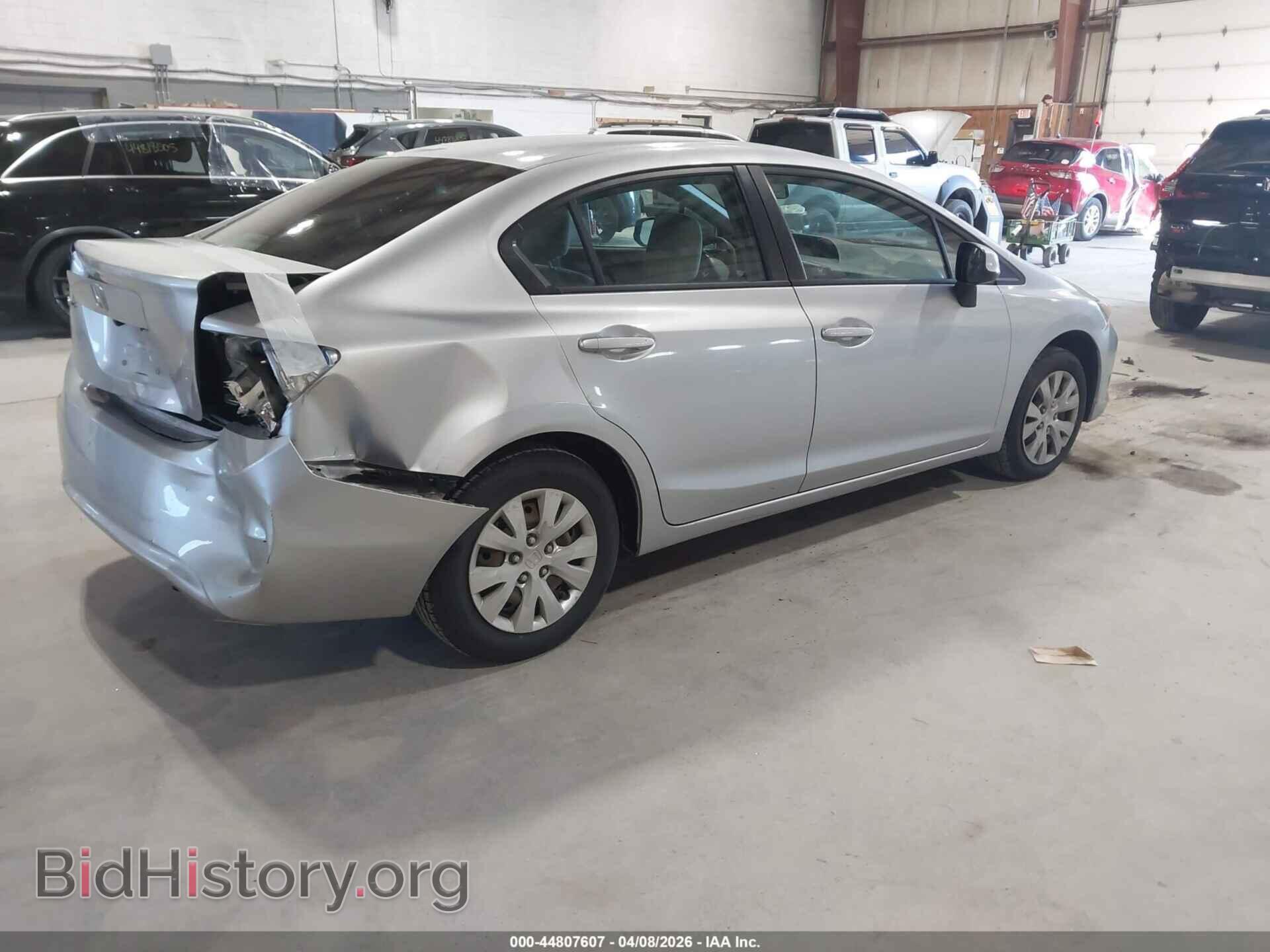 2012 HONDA CIVIC - VIN: 19XFB2F56CE313018 - Фото 4