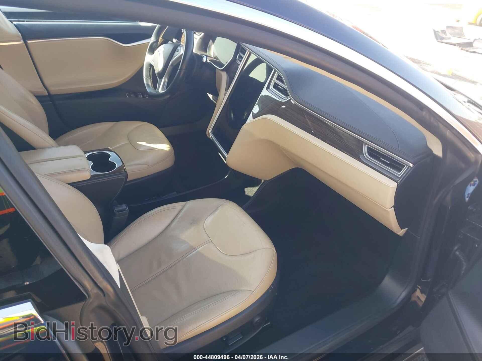 2014 TESLA MODEL S - VIN: 5YJSA1H14EFP40202 - Фото 5