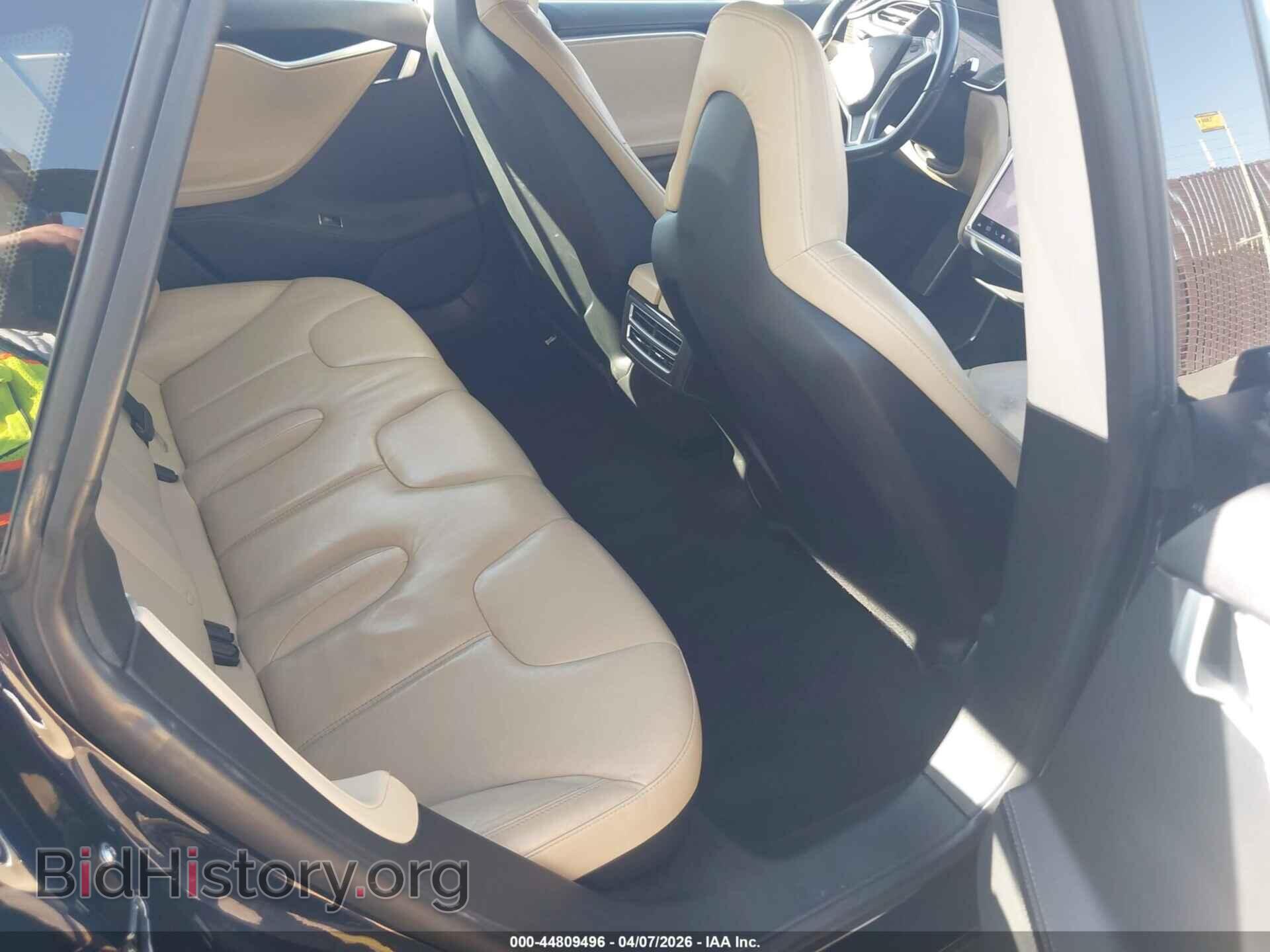 2014 TESLA MODEL S - VIN: 5YJSA1H14EFP40202 - Фото 8