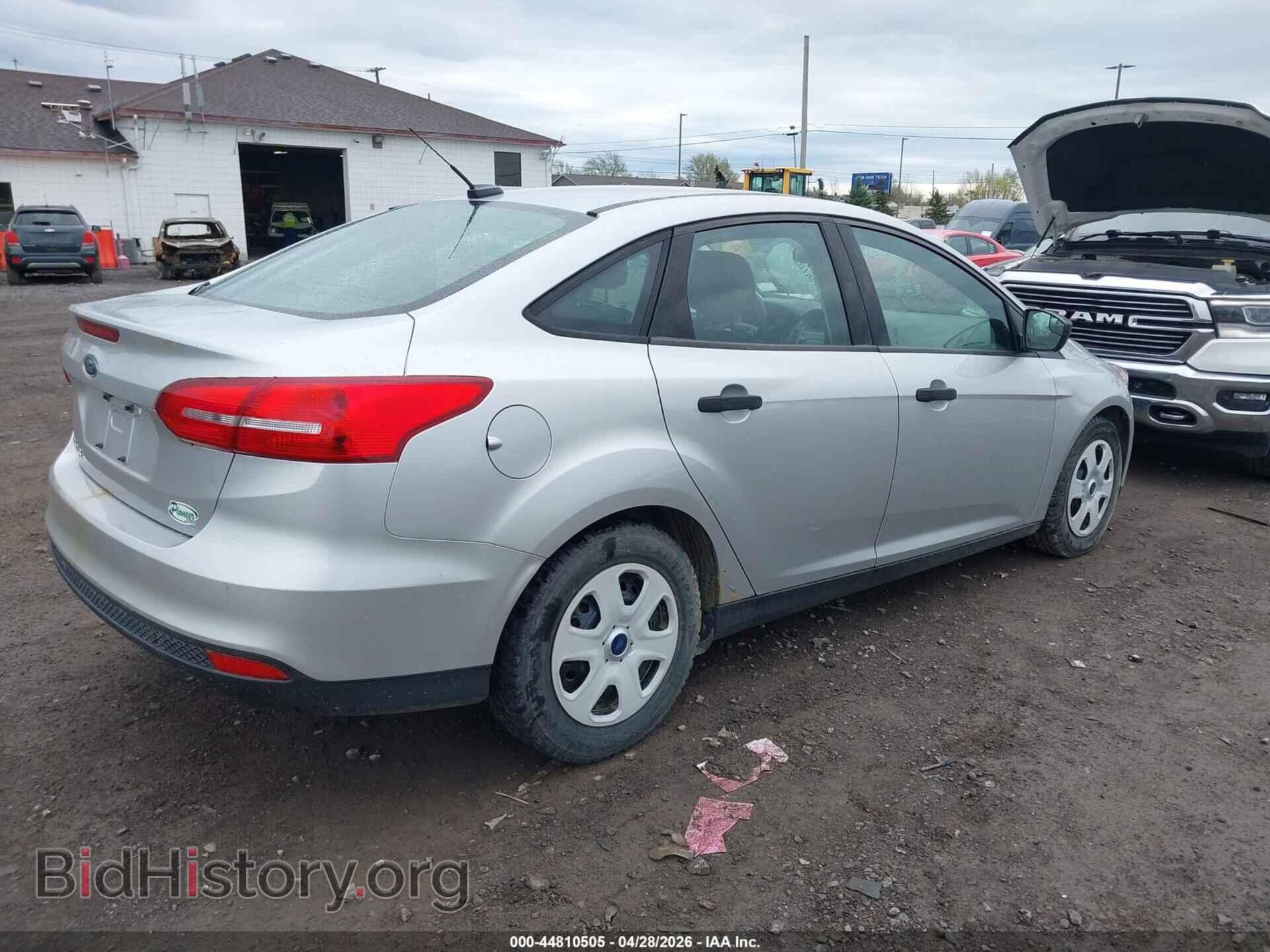 2018 FORD FOCUS - VIN: 1FADP3E24JL239372 - Фото 4