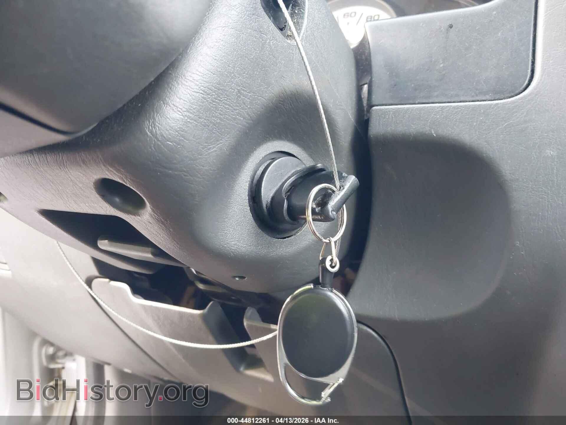2005 FORD ESCAPE - VIN: 1FMYU93155KA84985 - Фото 11