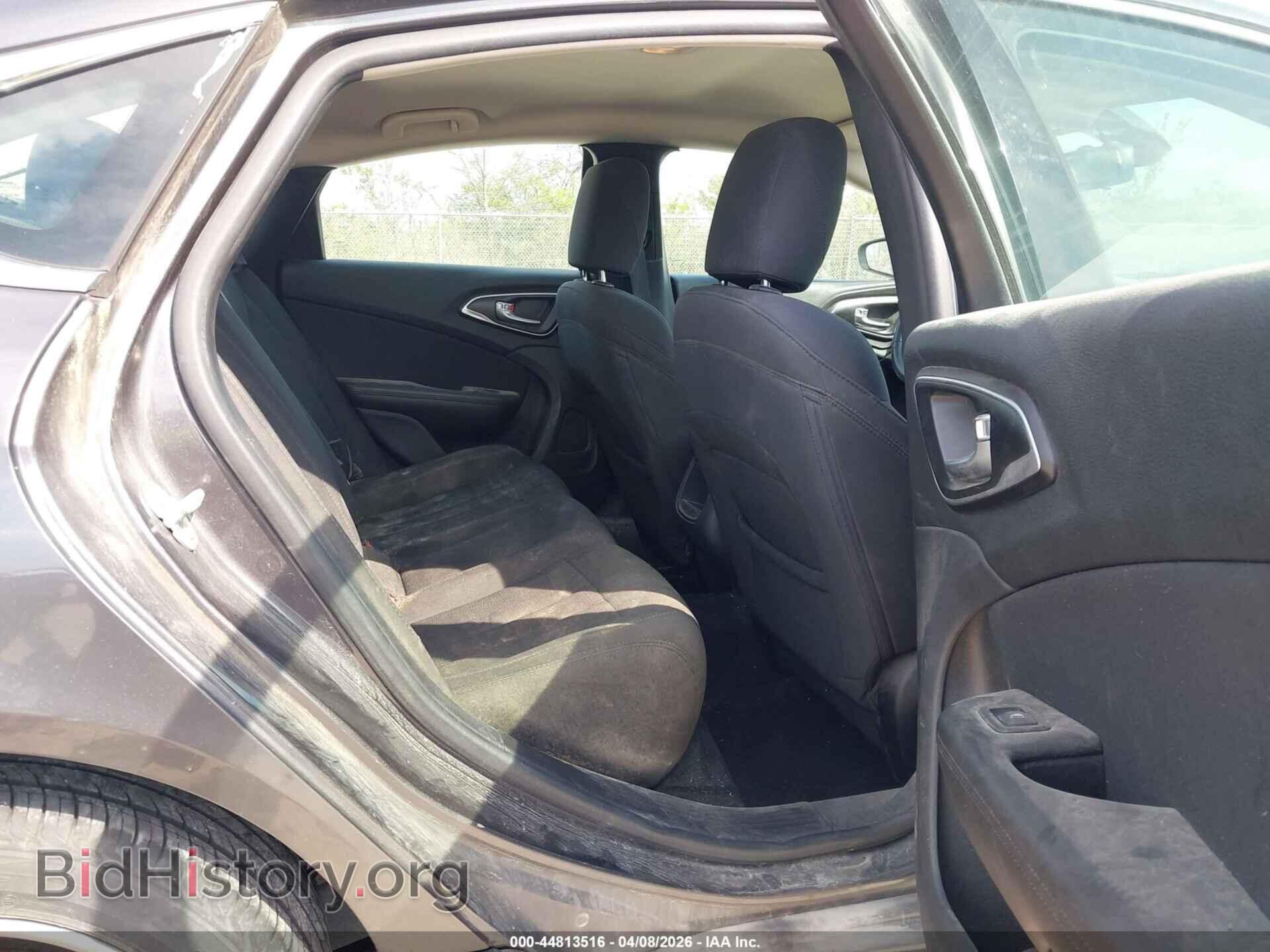 2016 CHRYSLER 200 - VIN: 1C3CCCAB4GN106992 - Photo 8