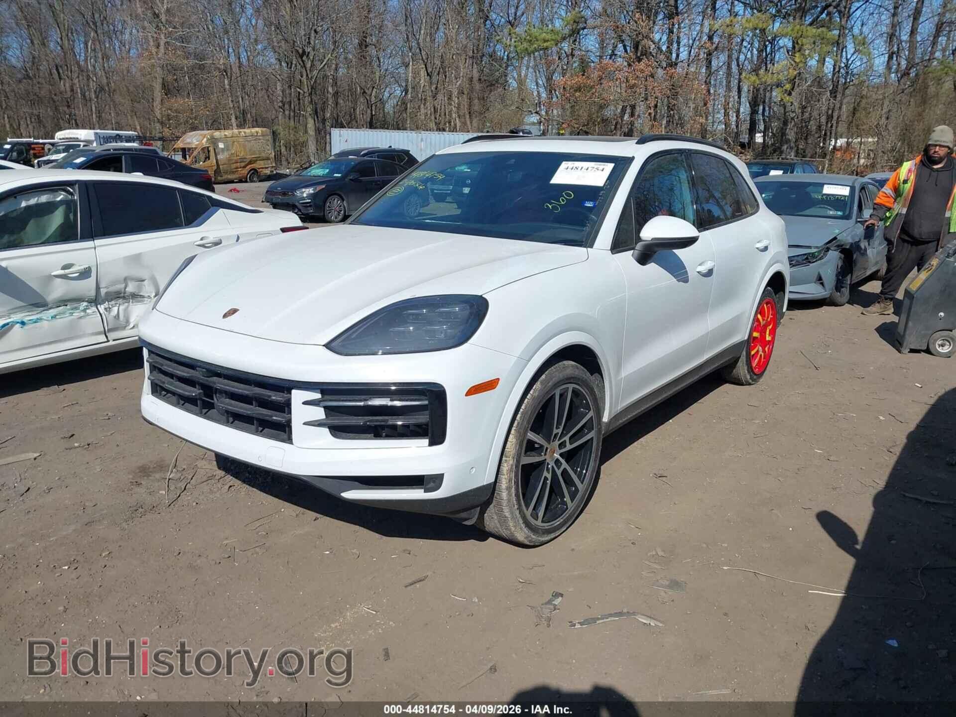 2024 PORSCHE CAYENNE - VIN: WP1AA2AY3RDA10740 - Photo 2