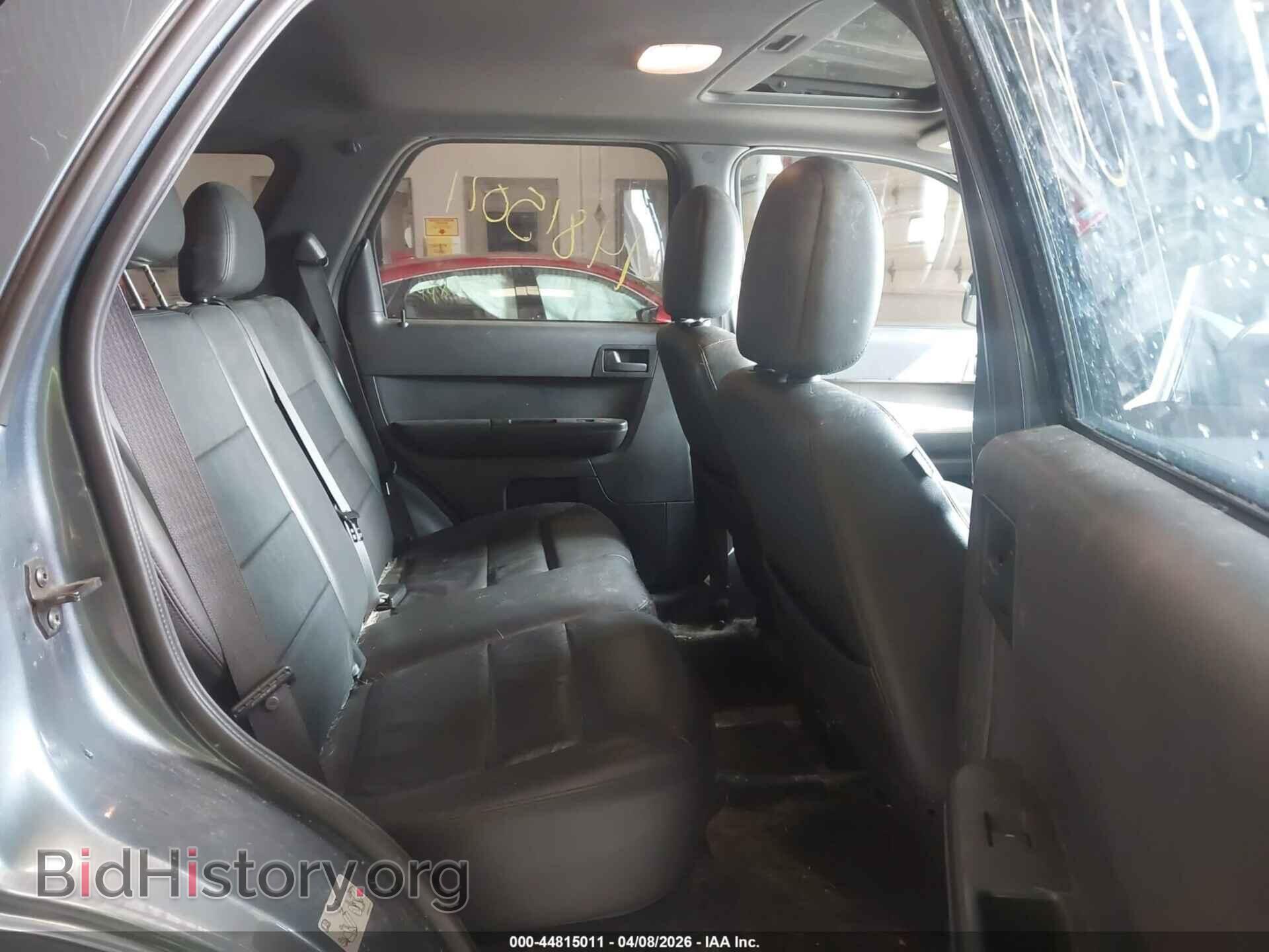 2011 FORD ESCAPE - VIN: 1FMCU0DG1BKC60984 - Photo 8