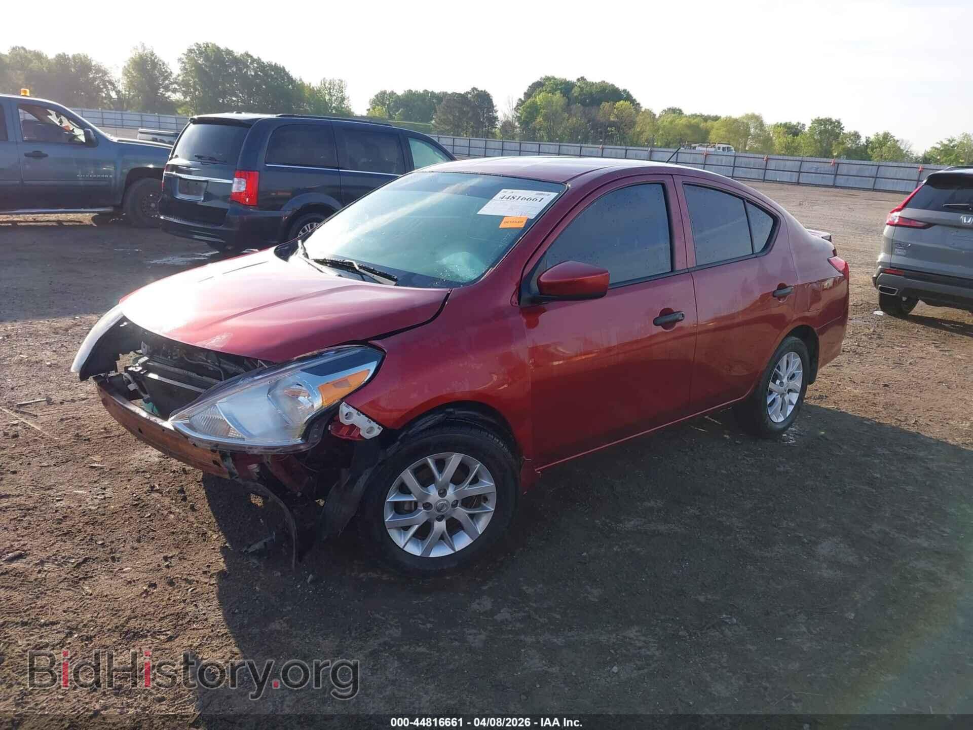 2018 NISSAN VERSA - VIN: 3N1CN7AP1JL855431 - Фото 2