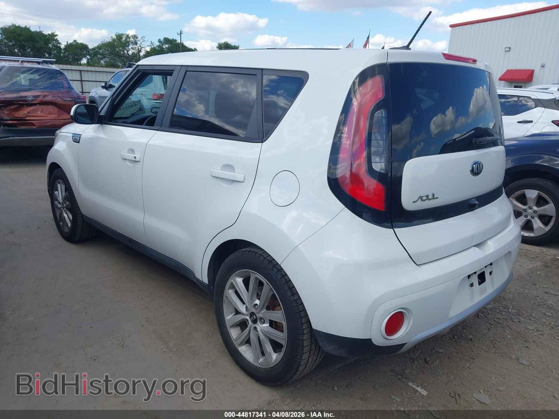 2017 KIA SOUL - VIN: KNDJP3A56H7410980 - Фото 3