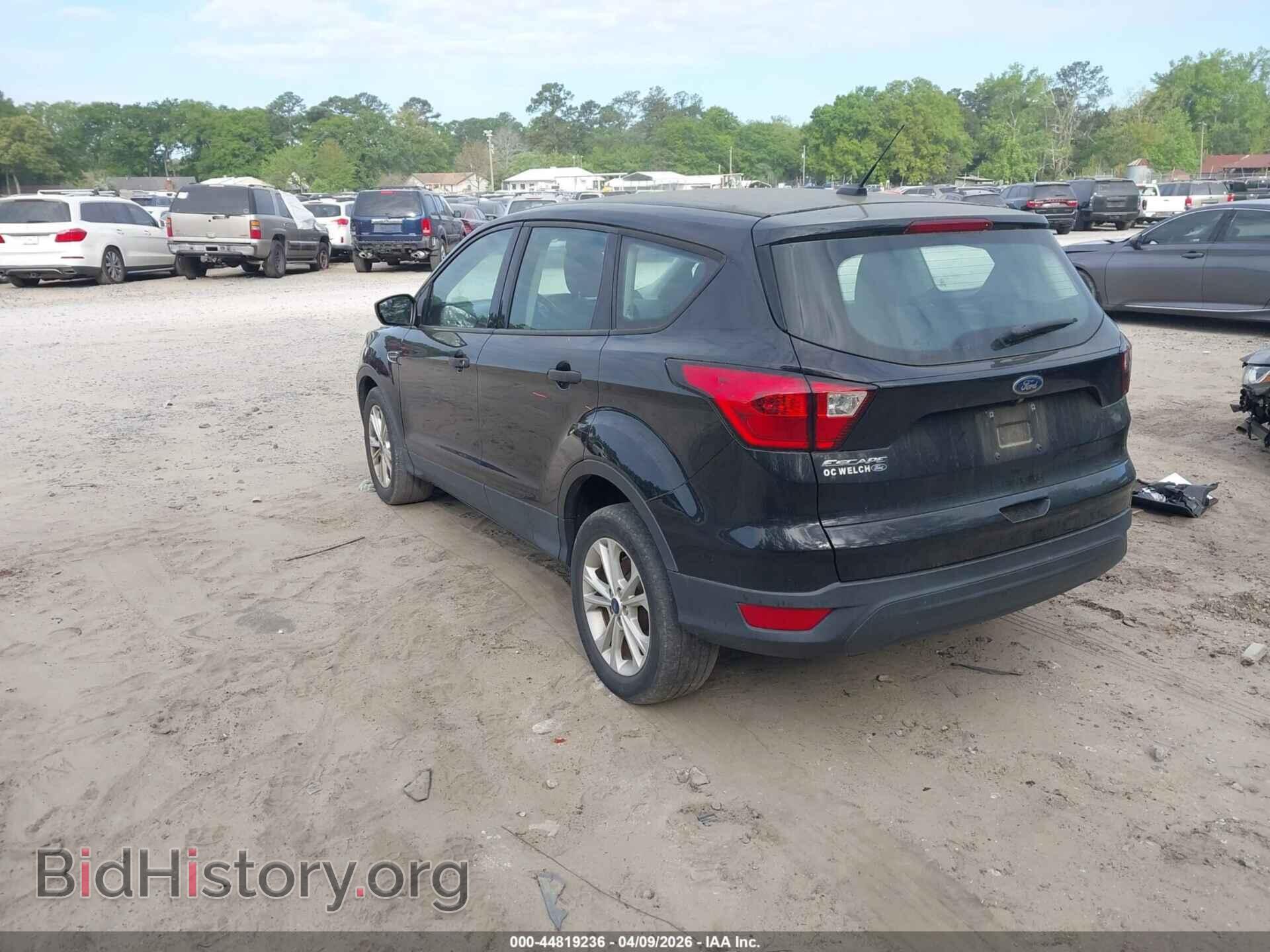 2019 FORD ESCAPE - VIN: 1FMCU0F70KUA10816 - Фото 3