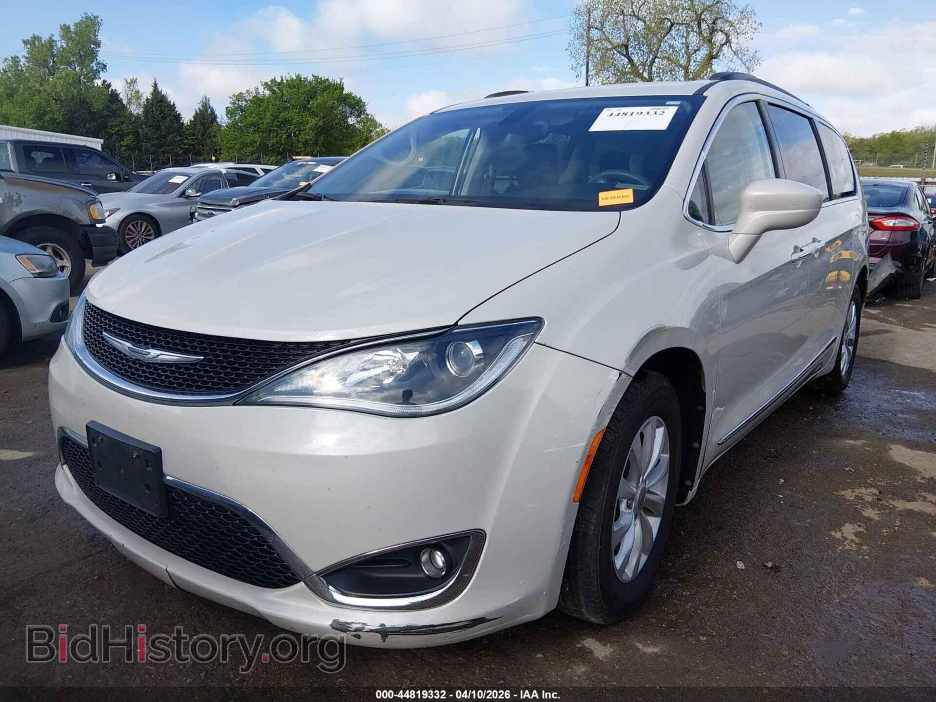 2017 CHRYSLER PACIFICA - VIN: 2C4RC1BG5HR592382 - Фото 2