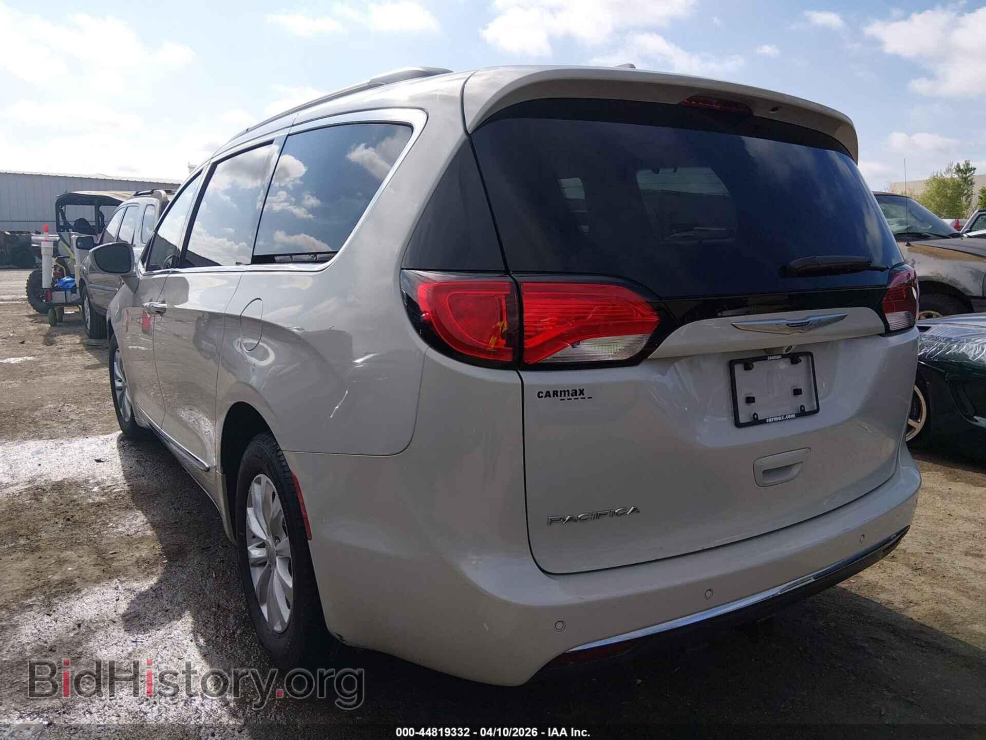 2017 CHRYSLER PACIFICA - VIN: 2C4RC1BG5HR592382 - Фото 3