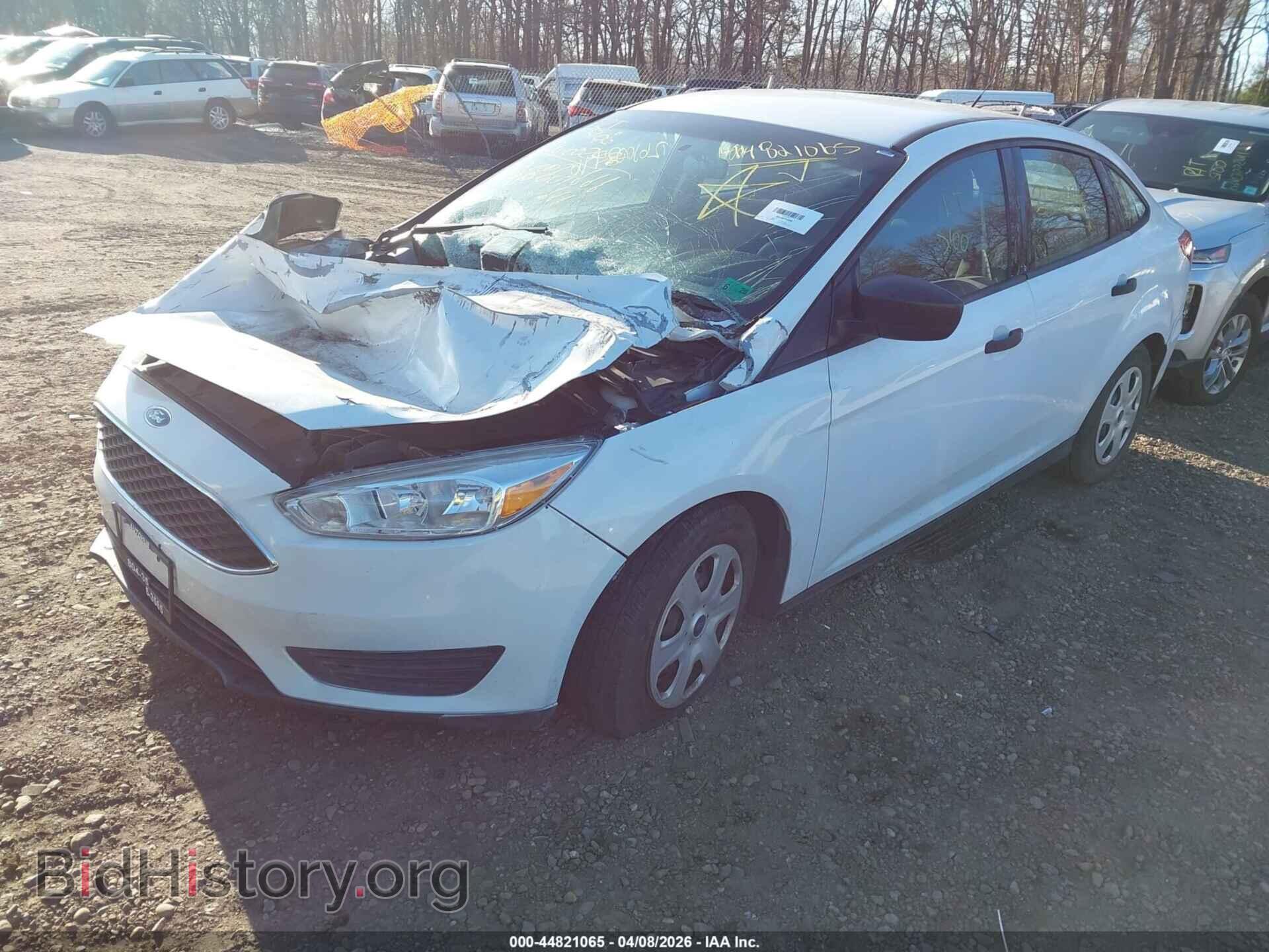 2018 FORD FOCUS - VIN: 1FADP3E21JL201226 - Фото 2