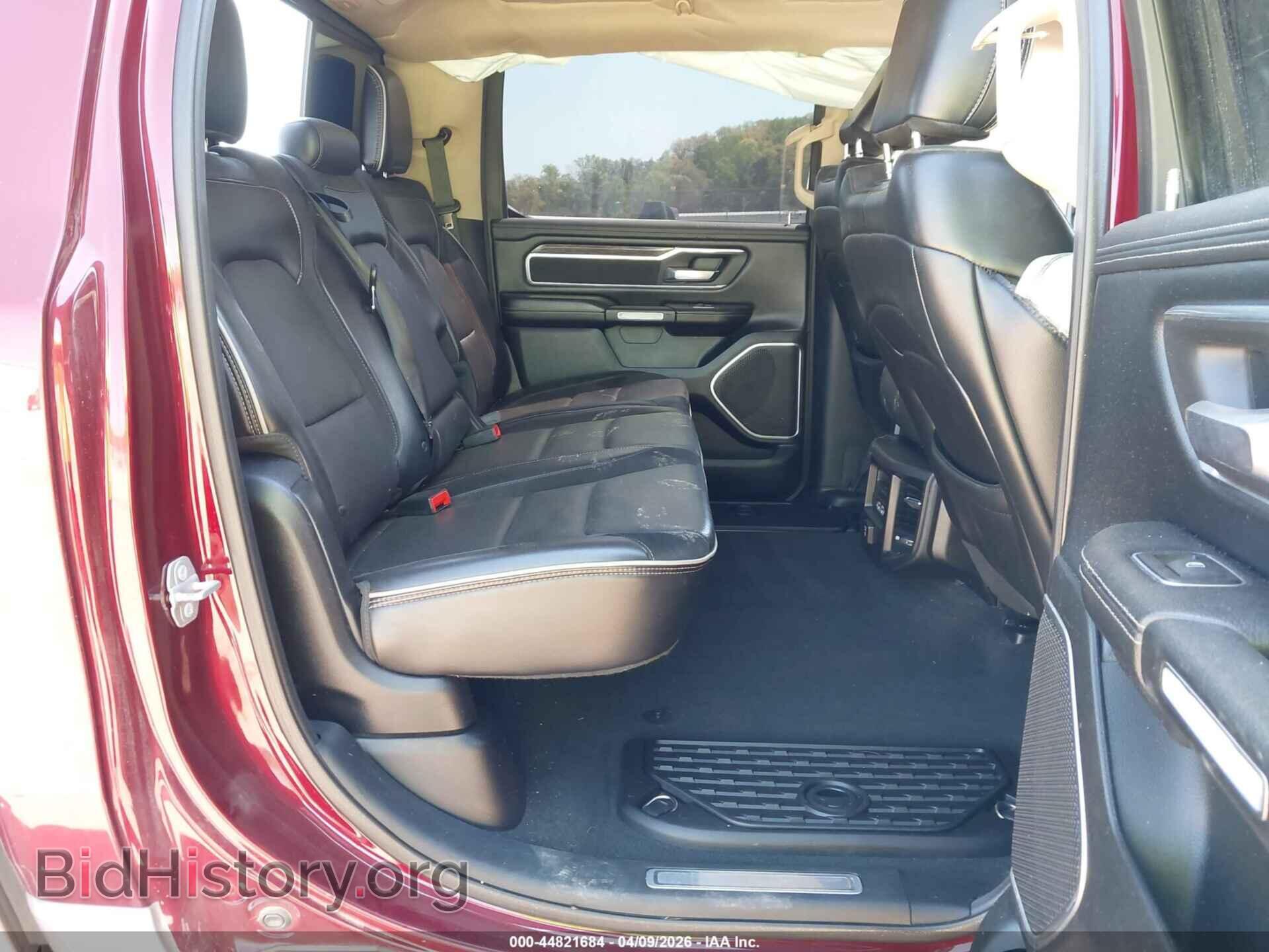 2019 RAM 1500 - VIN: 1C6SRFRT6KN695564 - Фото 8