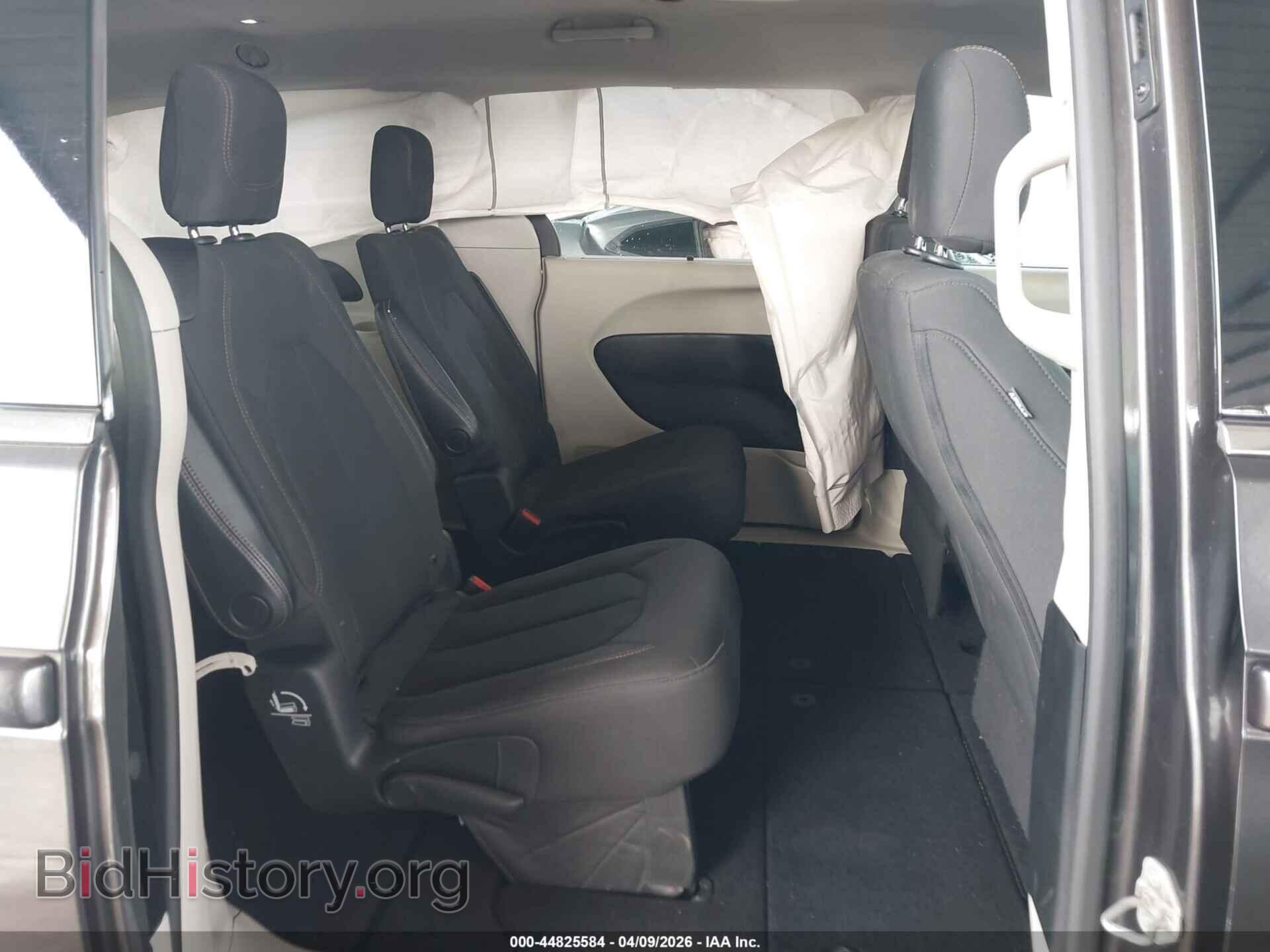2019 CHRYSLER PACIFICA - VIN: 2C4RC1FG1KR644219 - Photo 8