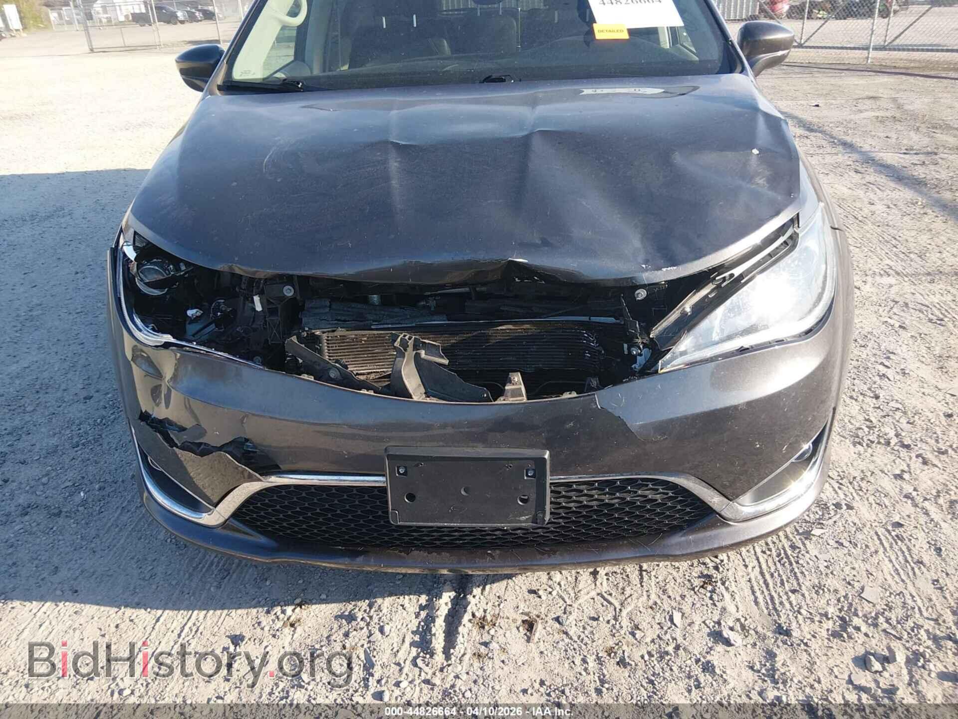 2018 CHRYSLER PACIFICA - VIN: 2C4RC1BGXJR280404 - Фото 6
