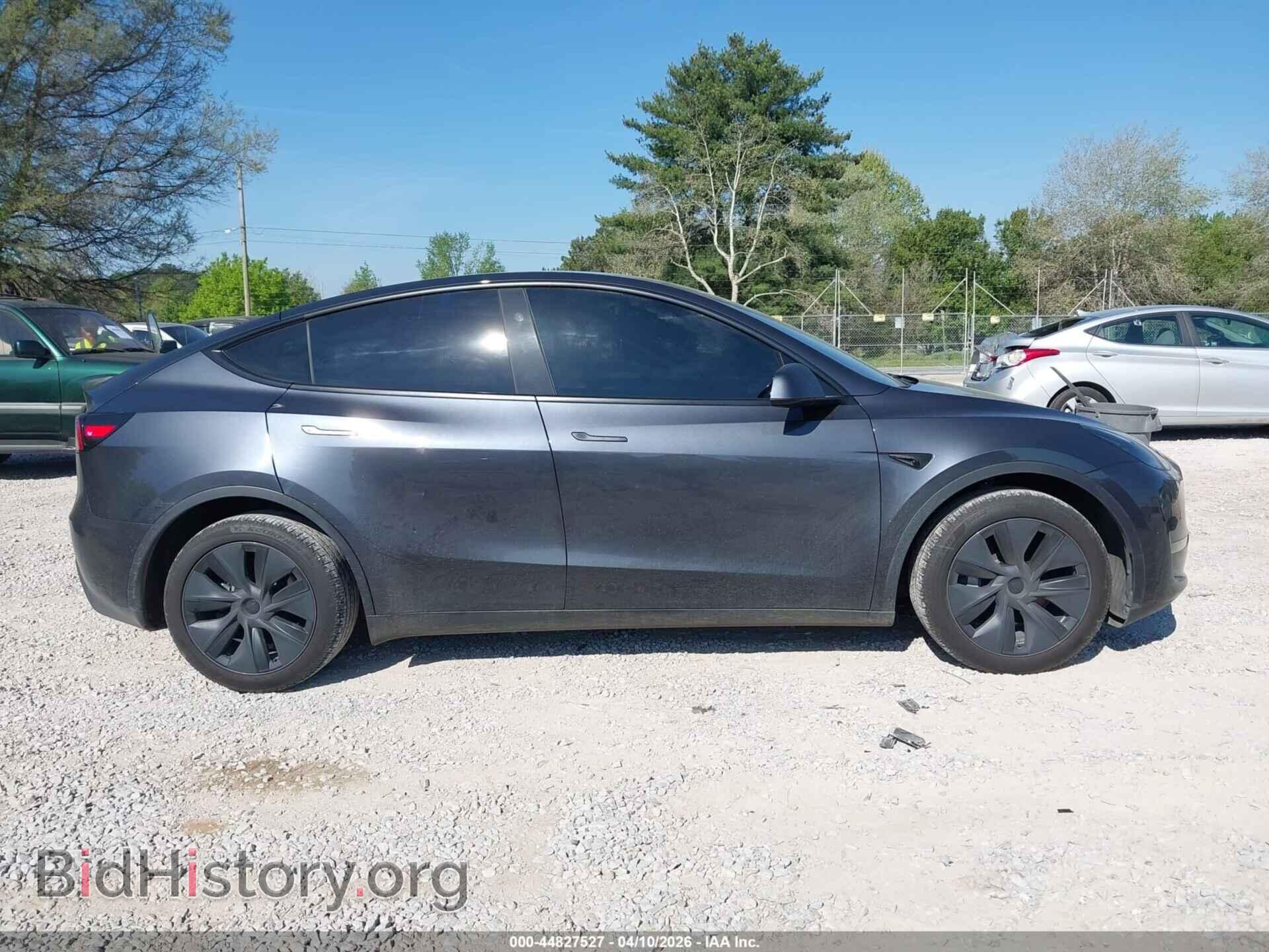 2025 TESLA MODEL Y - VIN: 7SAYGDED5SA343358 - Фото 13