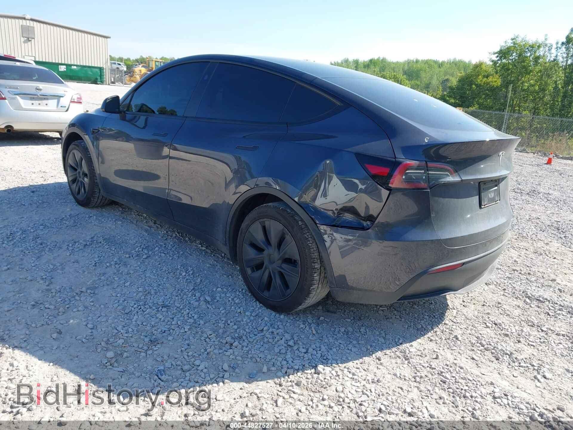 2025 TESLA MODEL Y - VIN: 7SAYGDED5SA343358 - Фото 3