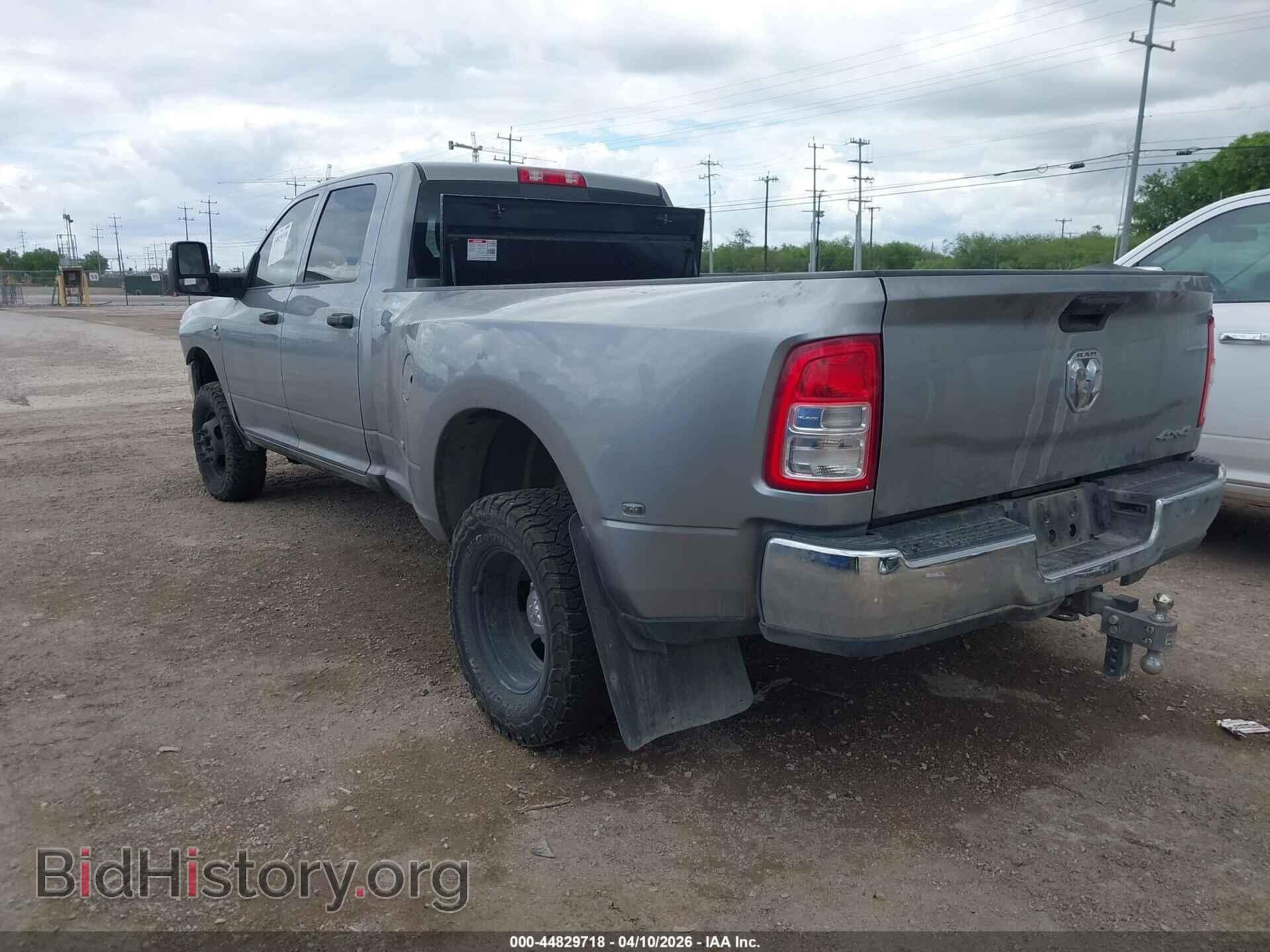 2023 RAM 3500 - VIN: 3C63RRGL2PG508636 - Photo 3