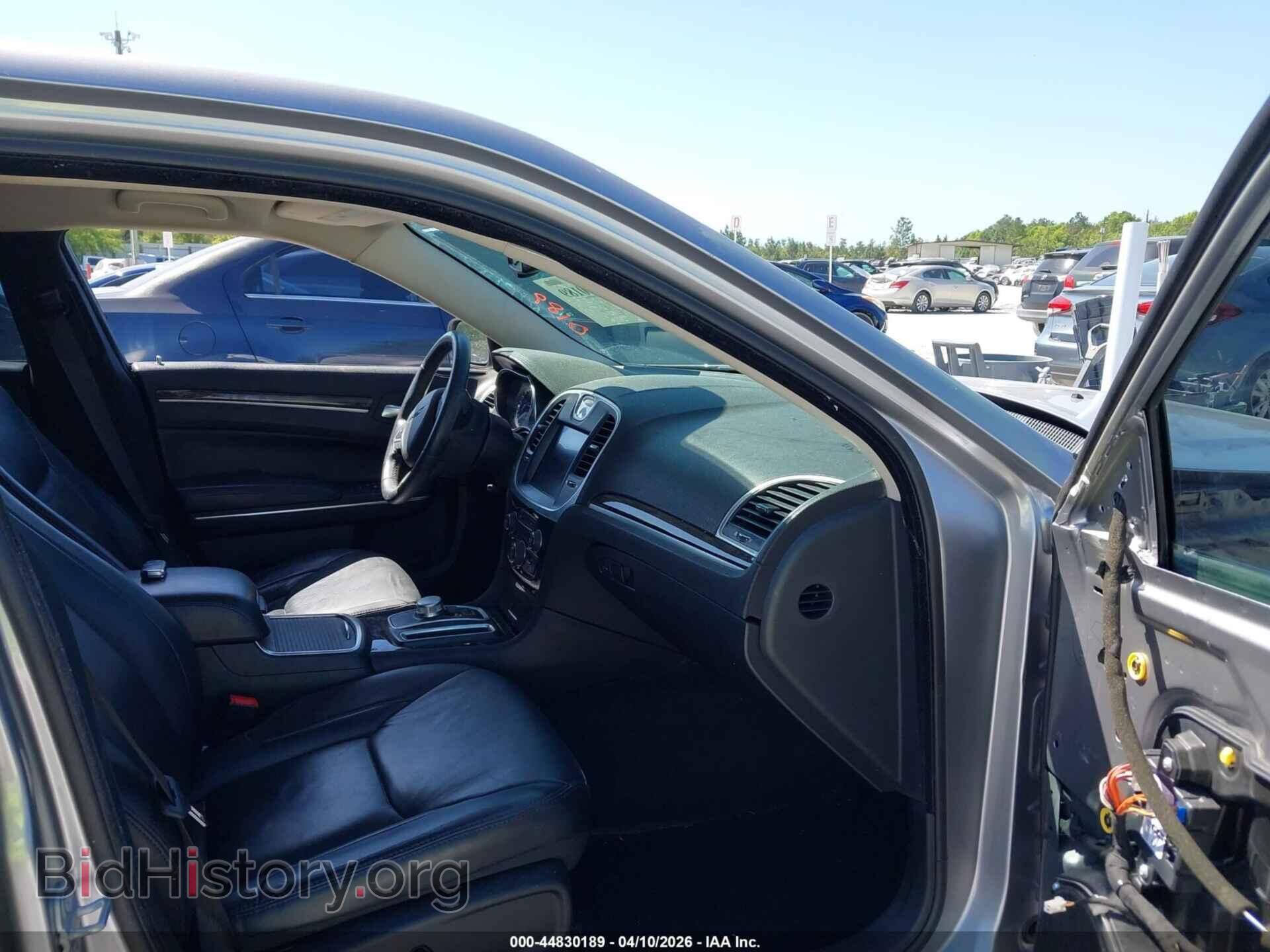 2015 CHRYSLER 300 - VIN: 2C3CCAAG6FH749092 - Фото 5