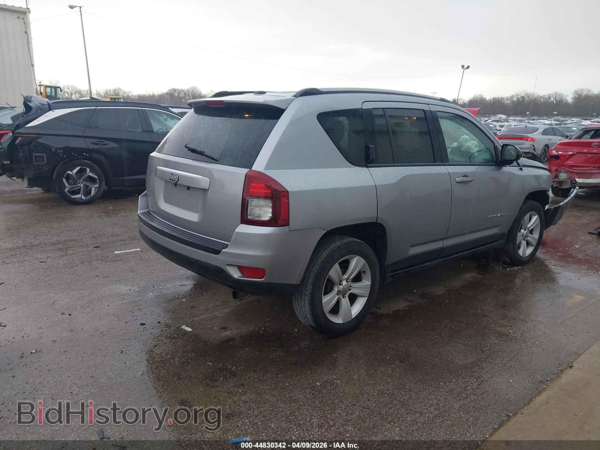 2016 JEEP COMPASS - VIN: 1C4NJCBA9GD753457 - Фото 4
