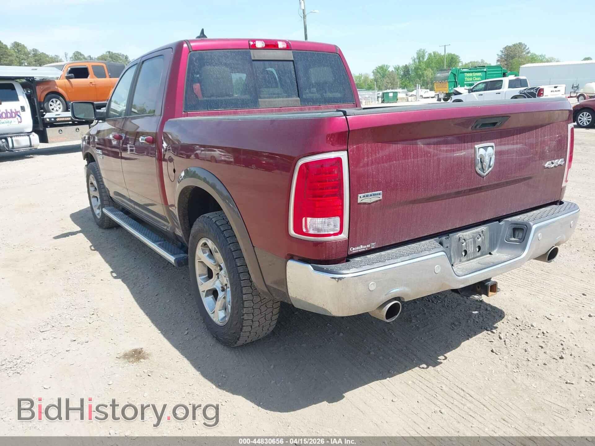 2018 RAM 1500 - VIN: 1C6RR7NT1JS276323 - Фото 3