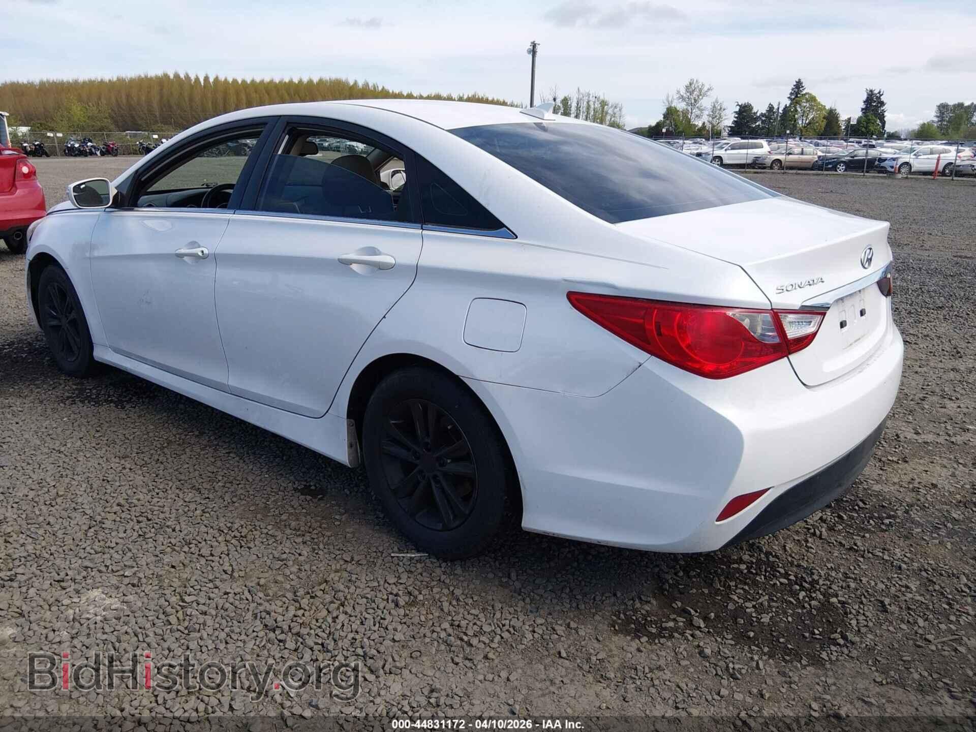 2014 HYUNDAI SONATA - VIN: 5NPEB4AC4EH902824 - Фото 3