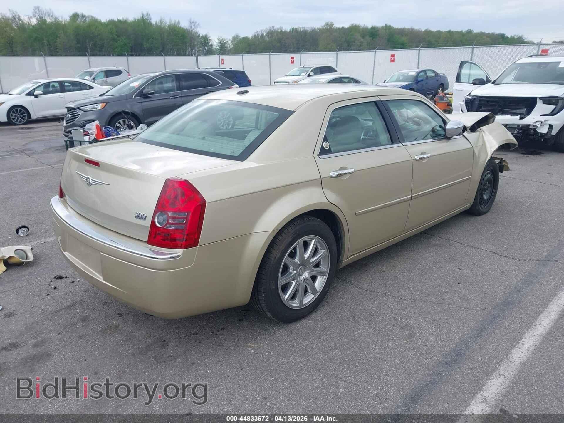 2010 CHRYSLER 300 - VIN: 2C3CA3CV6AH148416 - Фото 4