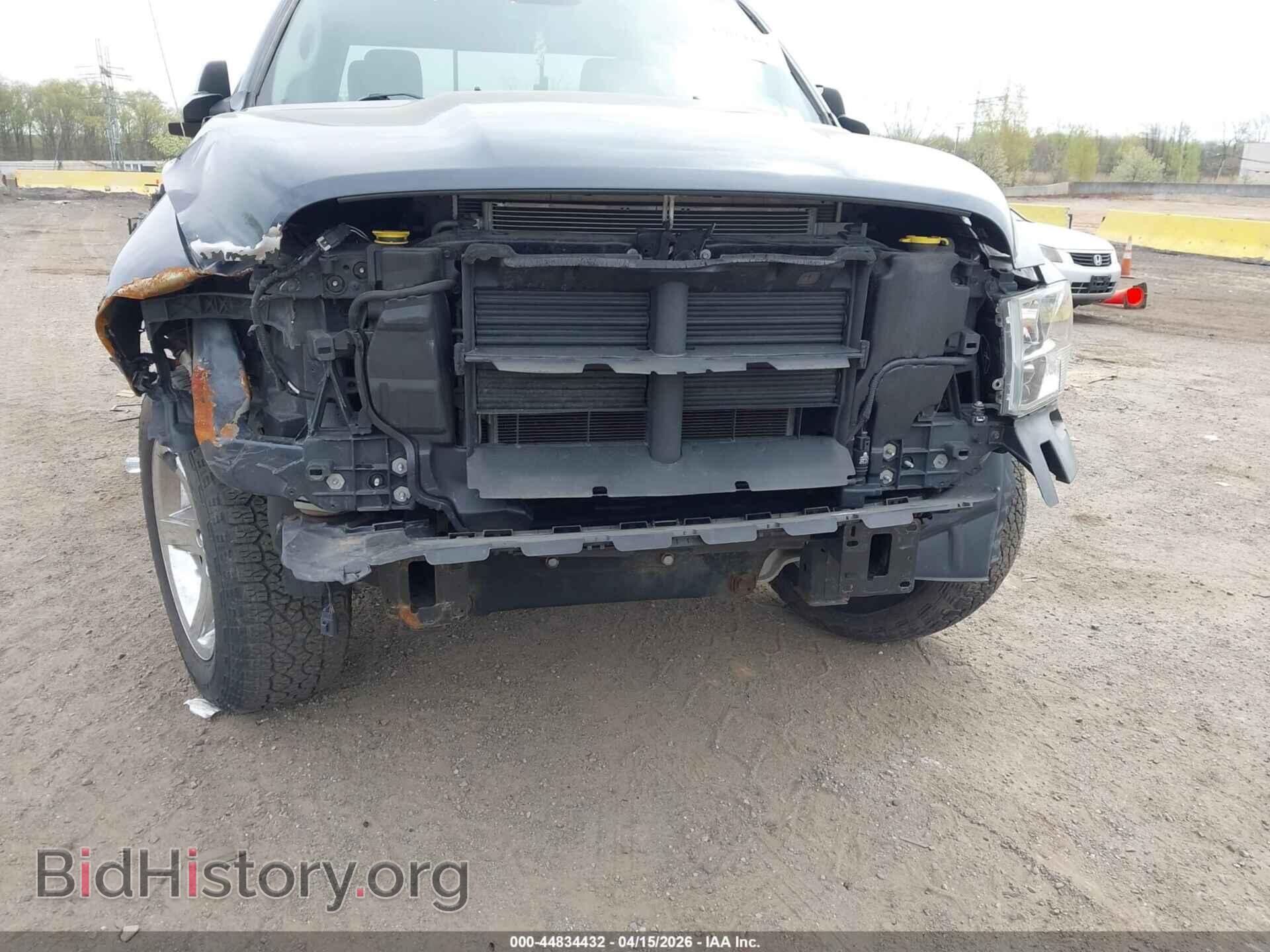 2018 RAM 1500 - VIN: 1C6RR7FT8JS343742 - Фото 6