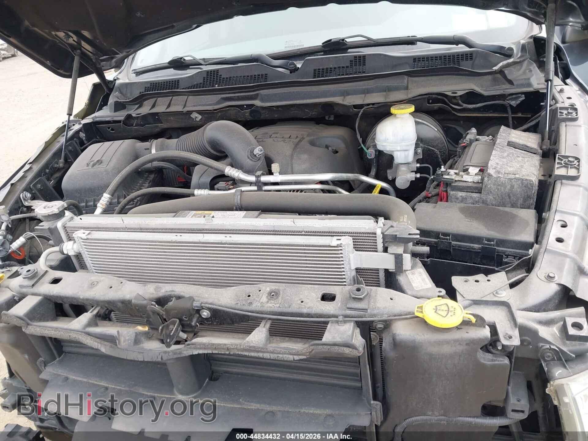 2018 RAM 1500 - VIN: 1C6RR7FT8JS343742 - Фото 10