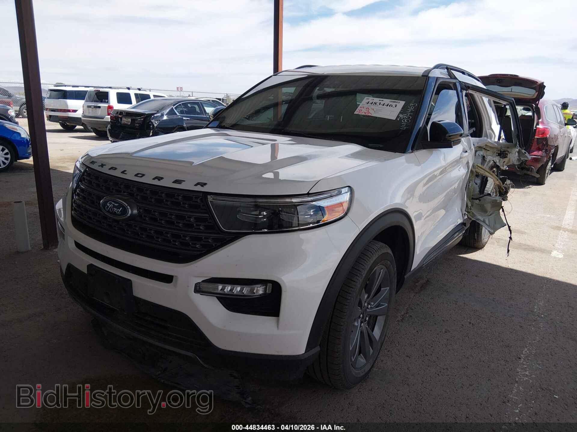 2024 FORD EXPLORER - VIN: 1FMSK8DH2RGA73324 - Photo 2
