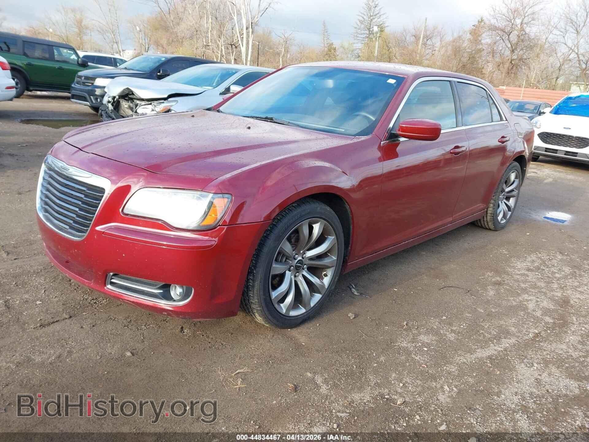 2014 CHRYSLER 300 - VIN: 2C3CCABG5EH138919 - Фото 2