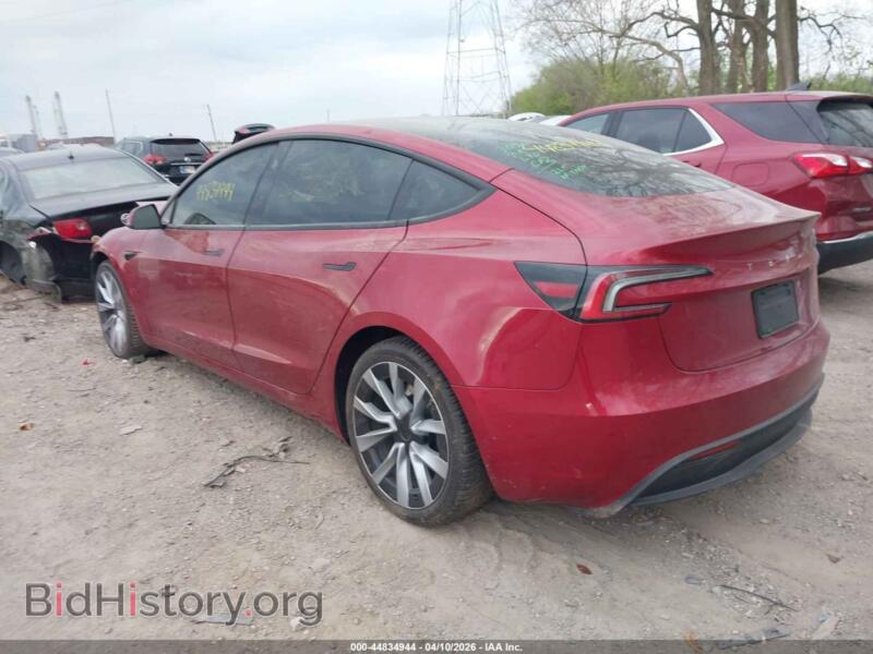 2024 Tesla MODEL 3 (VIN 5YJ3E1EB7RF825997) — фото 3 из 15