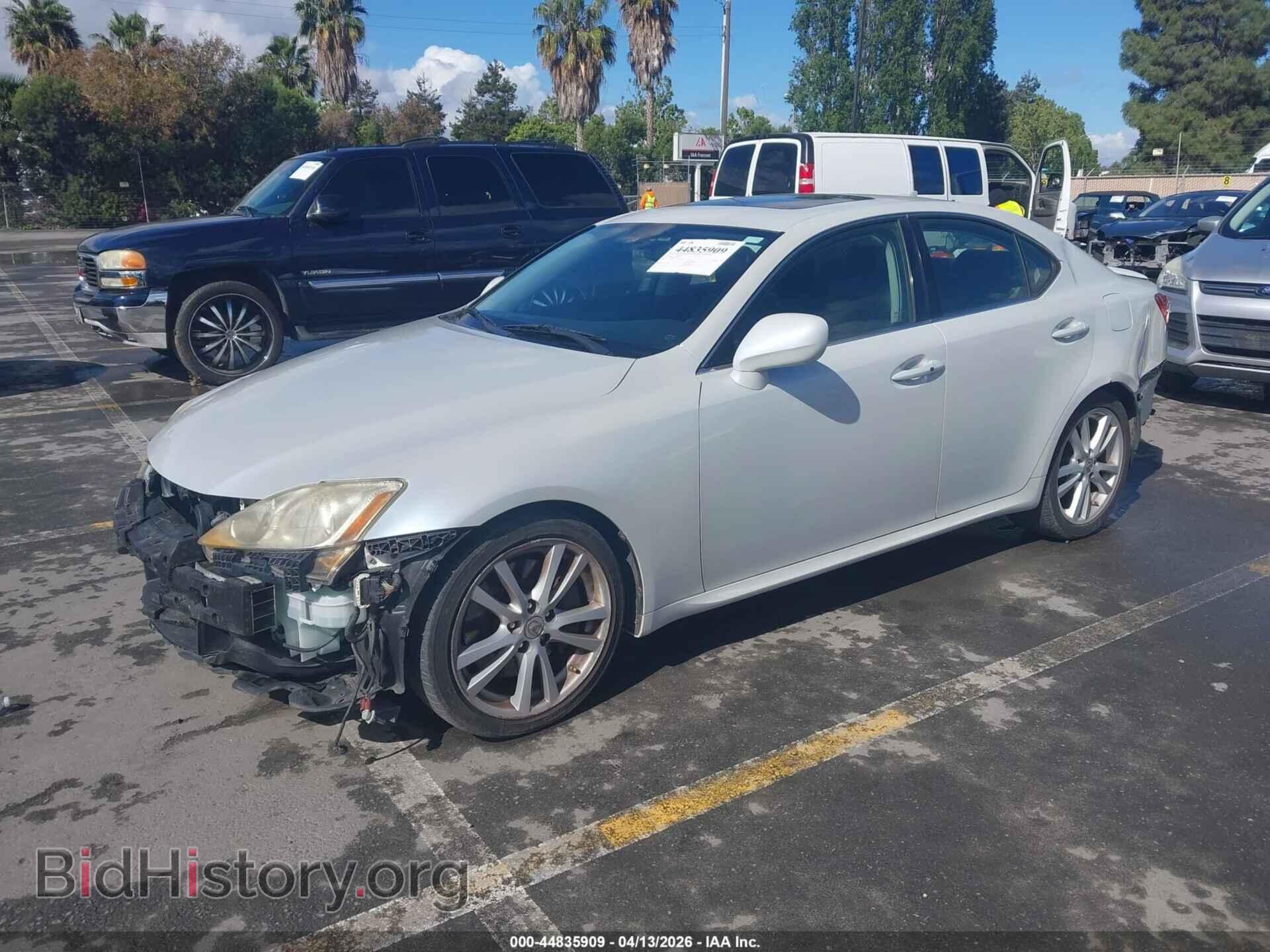 2007 LEXUS IS 350 - VIN: JTHBE262572009191 - Photo 2