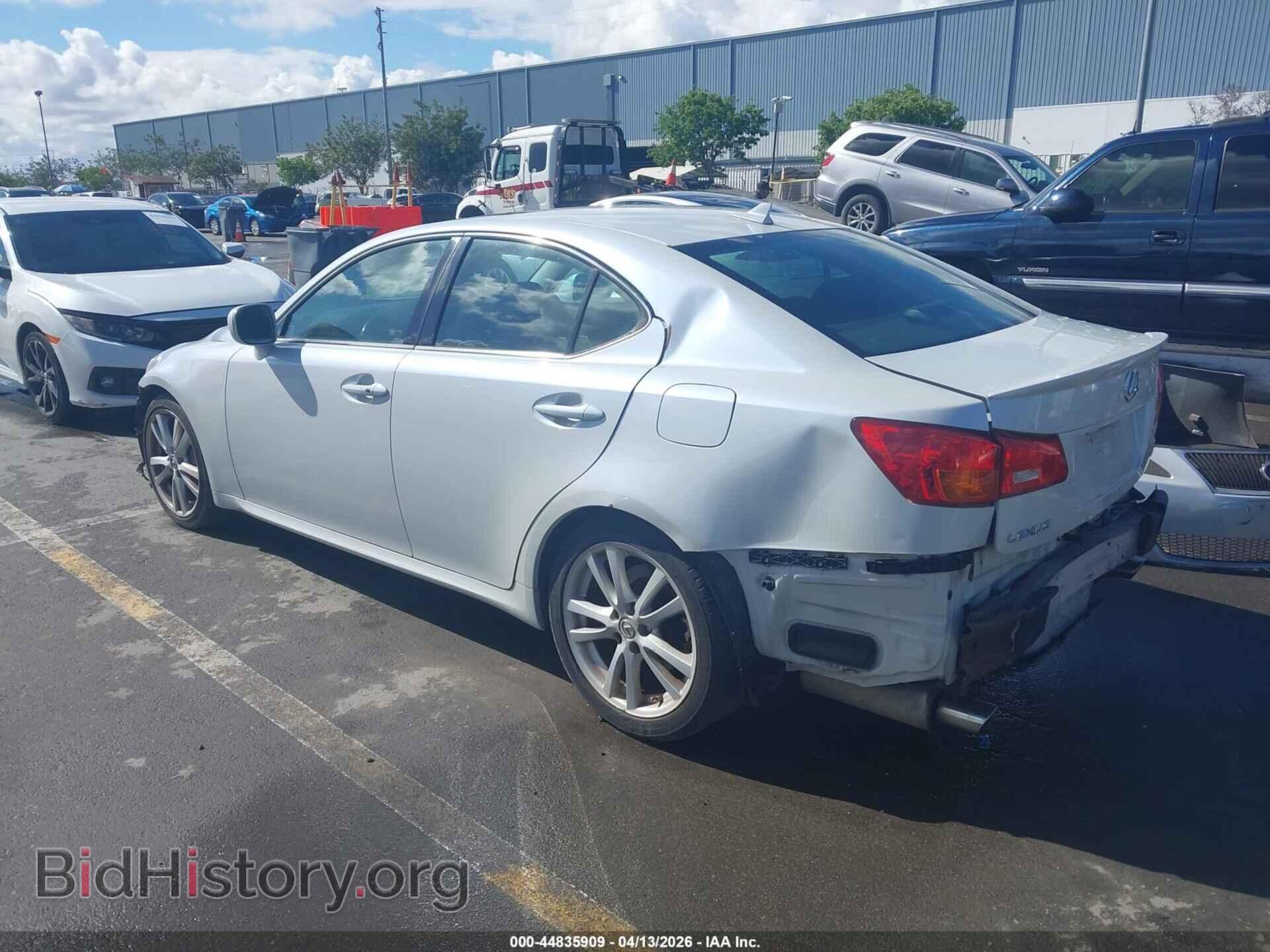 2007 LEXUS IS 350 - VIN: JTHBE262572009191 - Photo 3